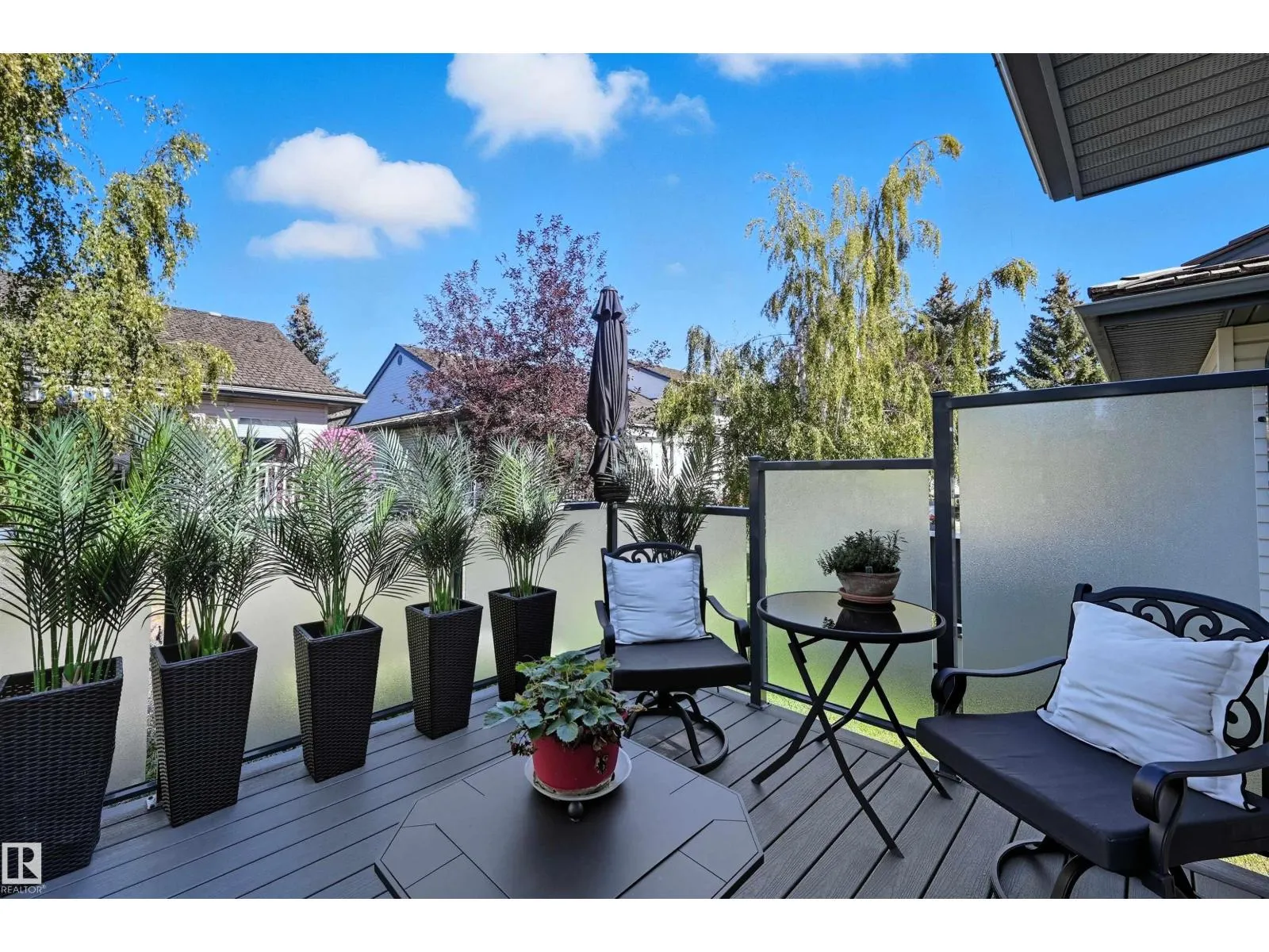#21 10 BLACKBURN DR W SW