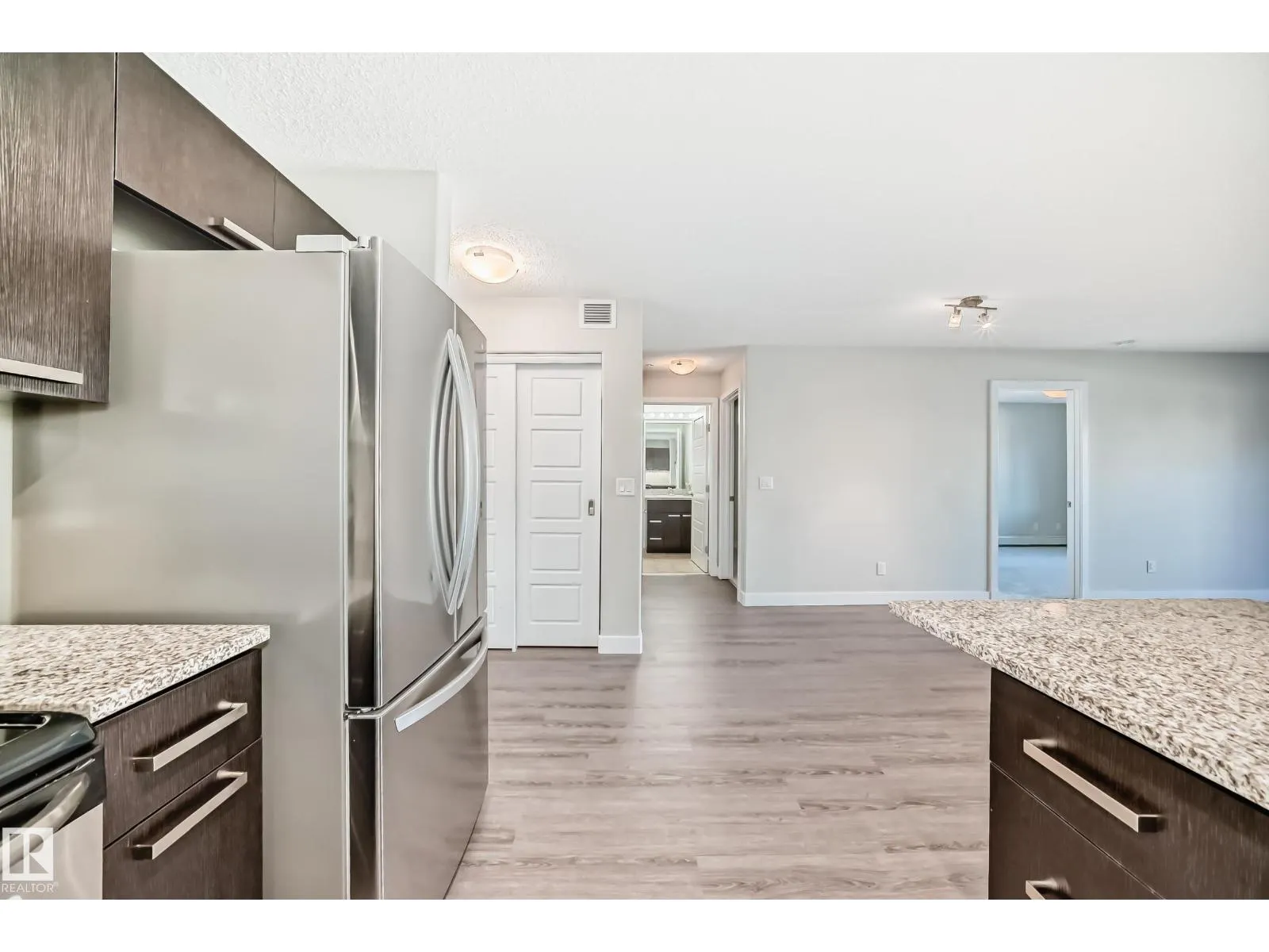 #220 14808 125 ST NW