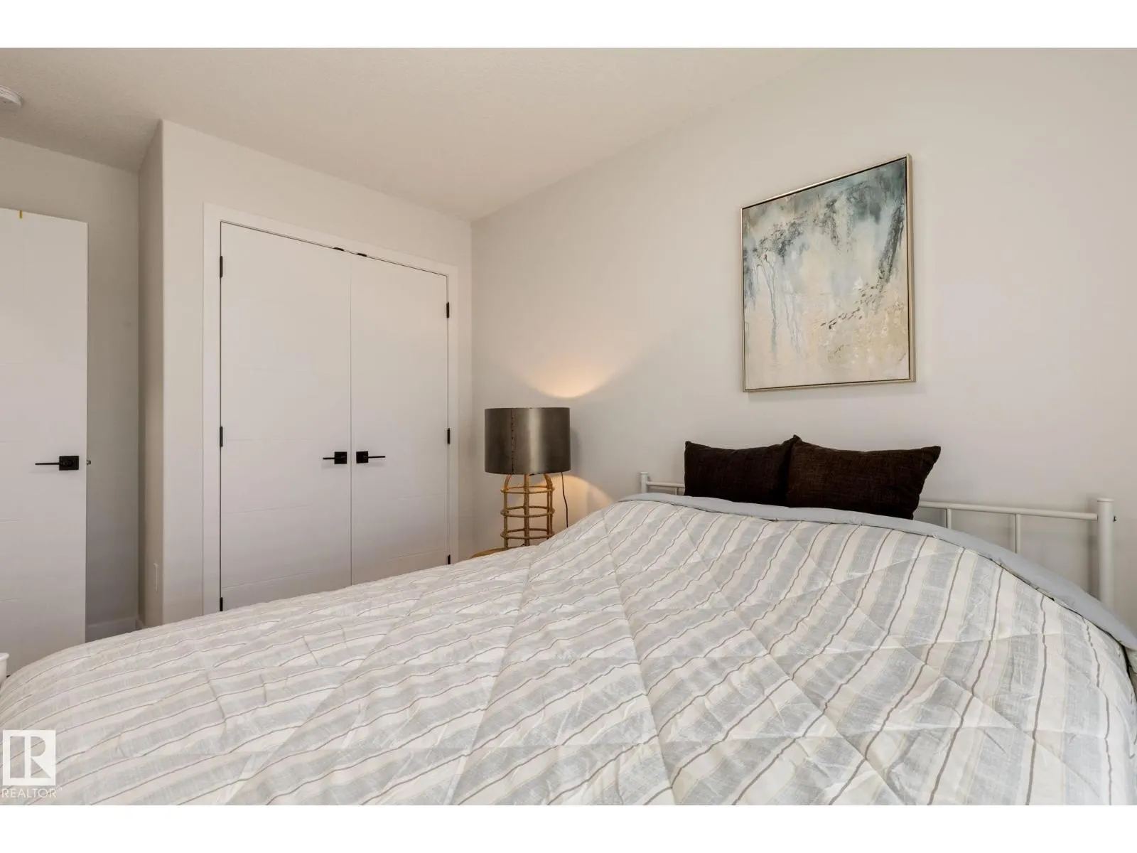 2141 209A ST NW