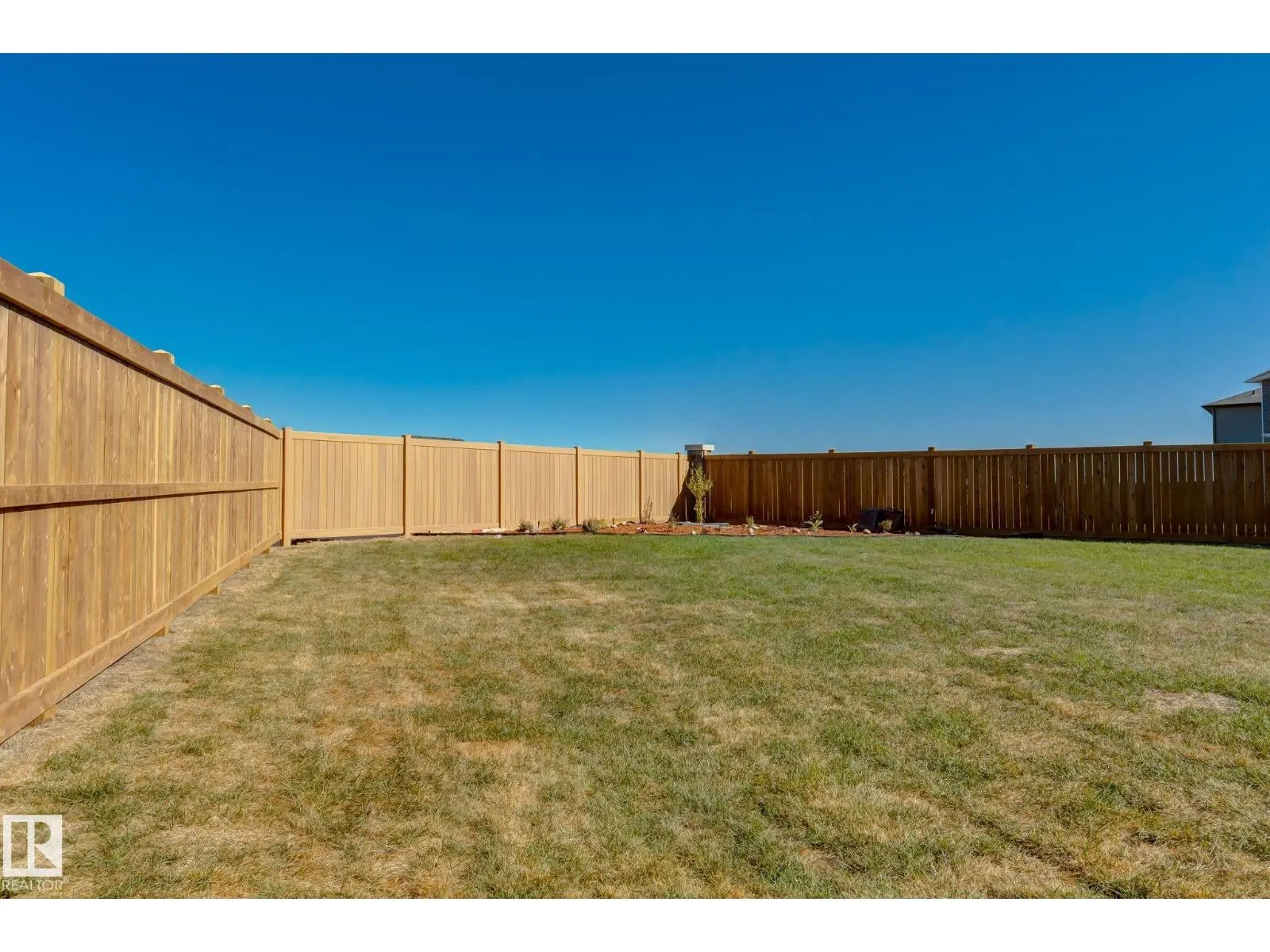 2141 209A ST NW