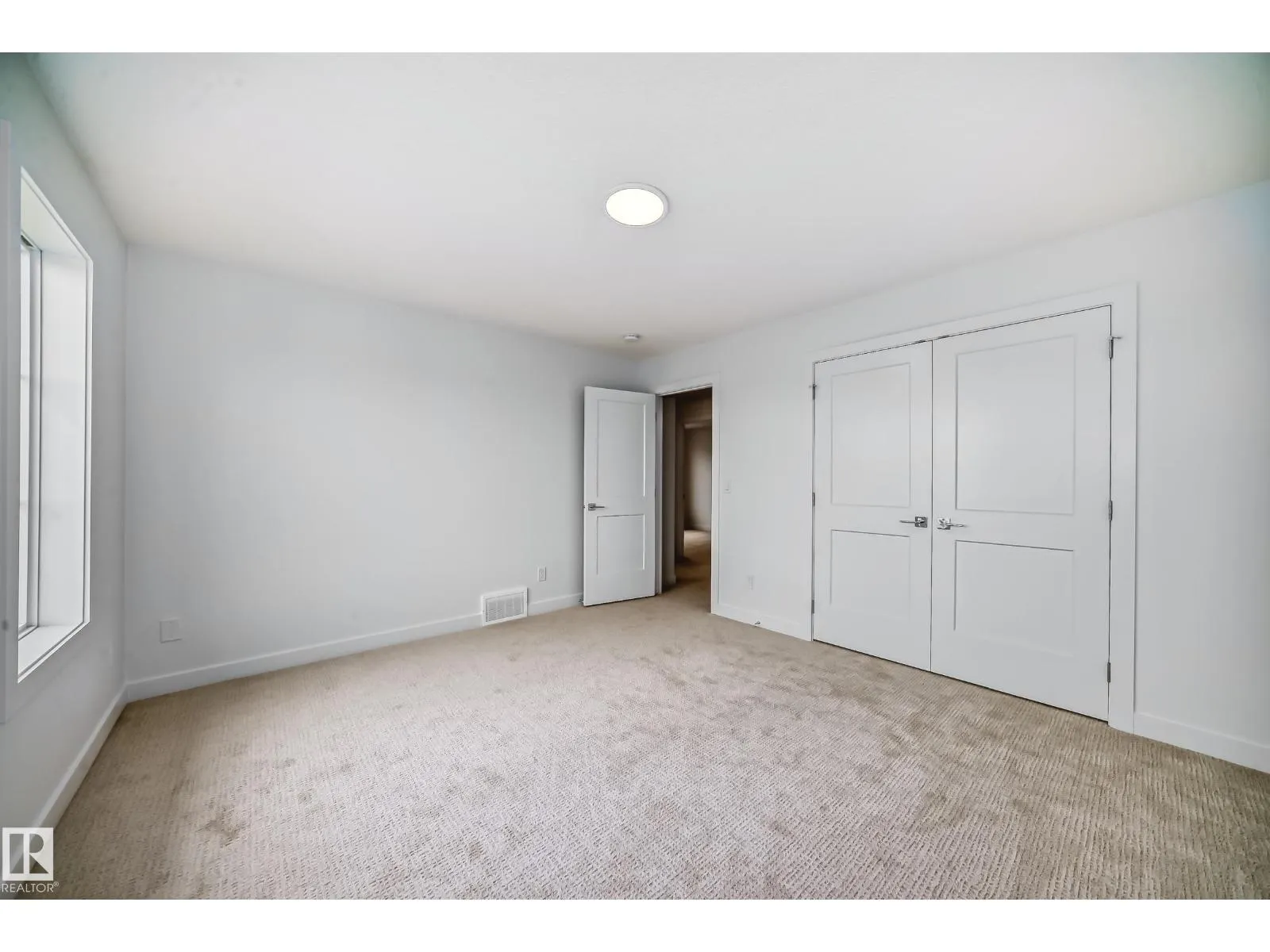 10226 92A AV