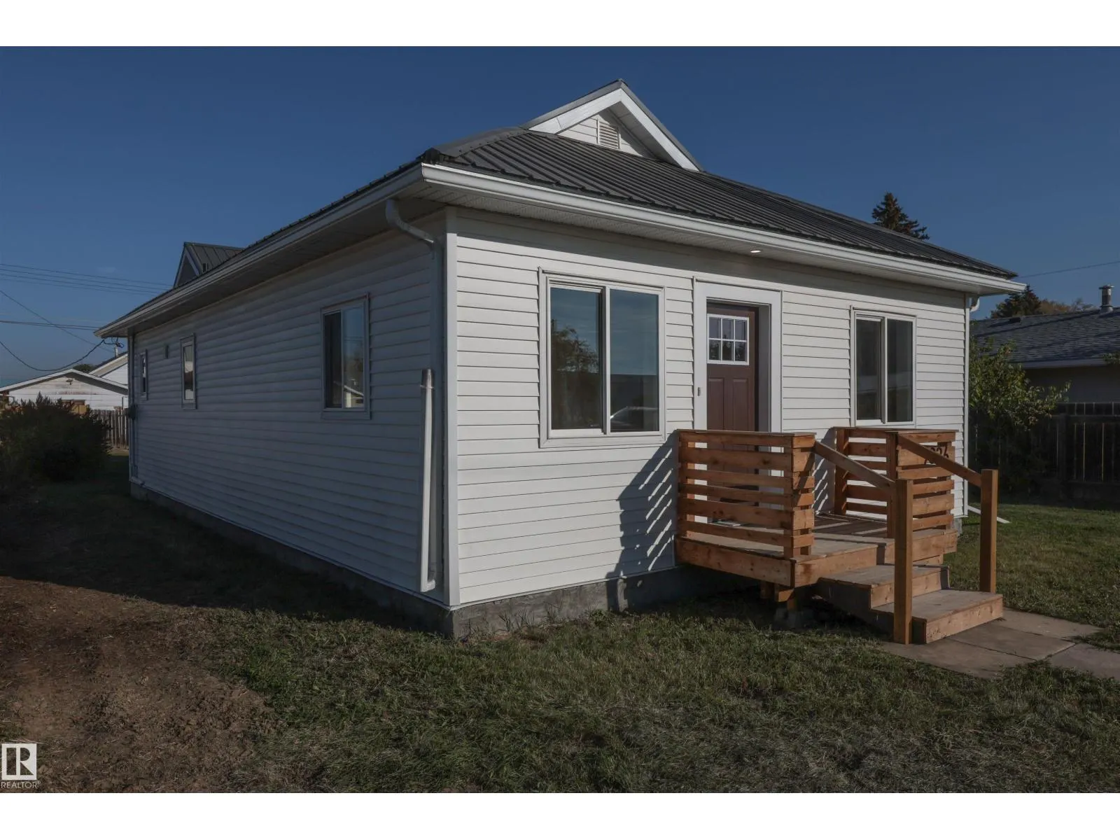 9836 109 ST