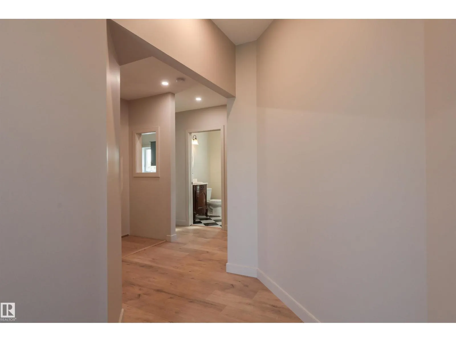 9836 109 ST