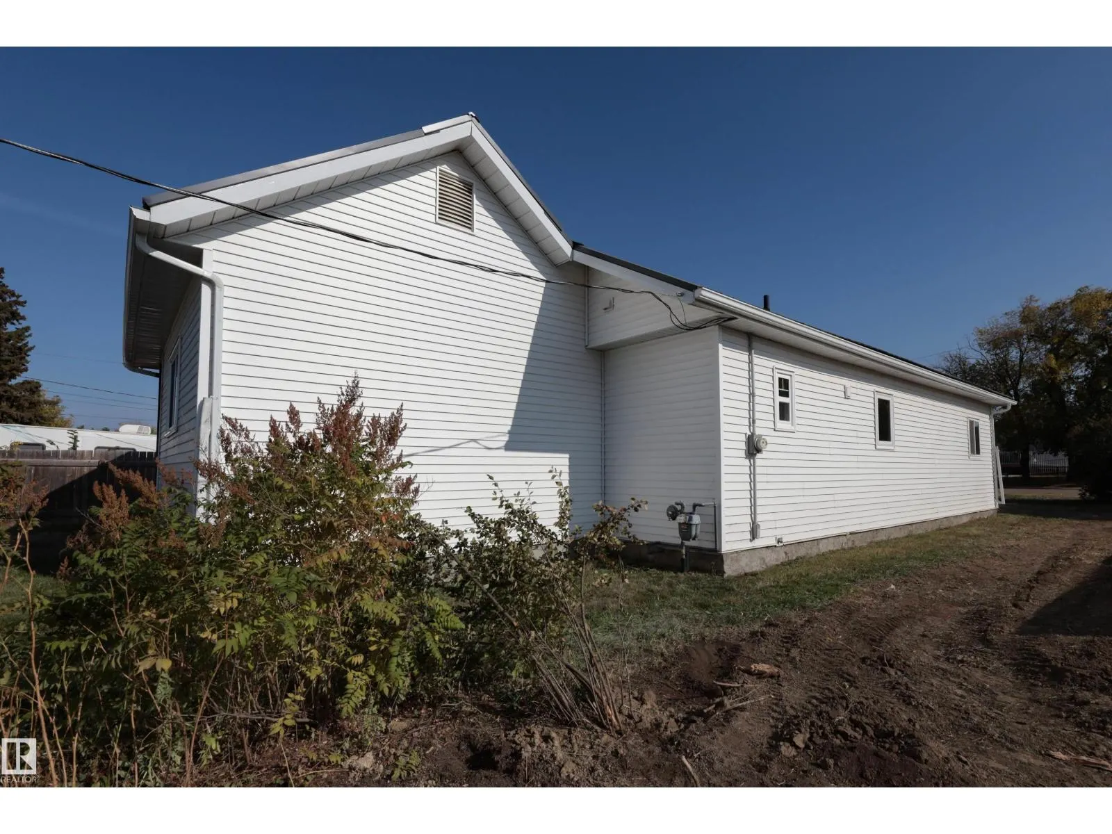 9836 109 ST