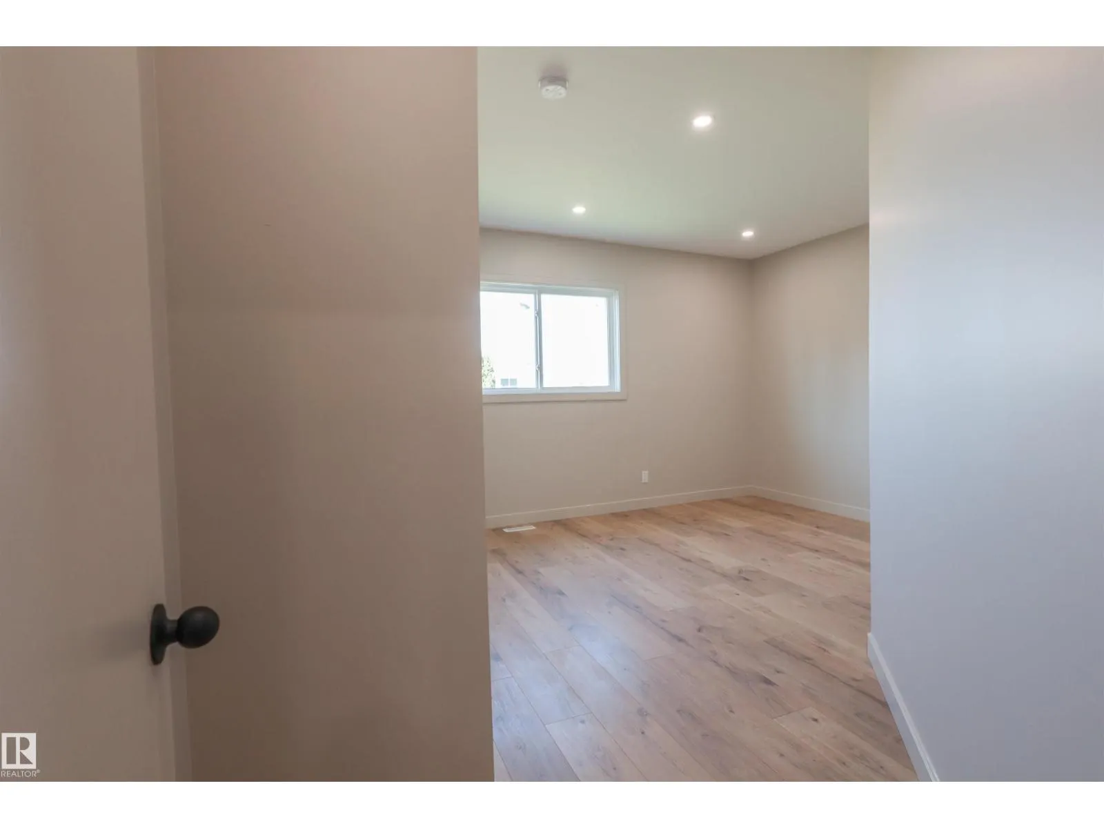 9836 109 ST