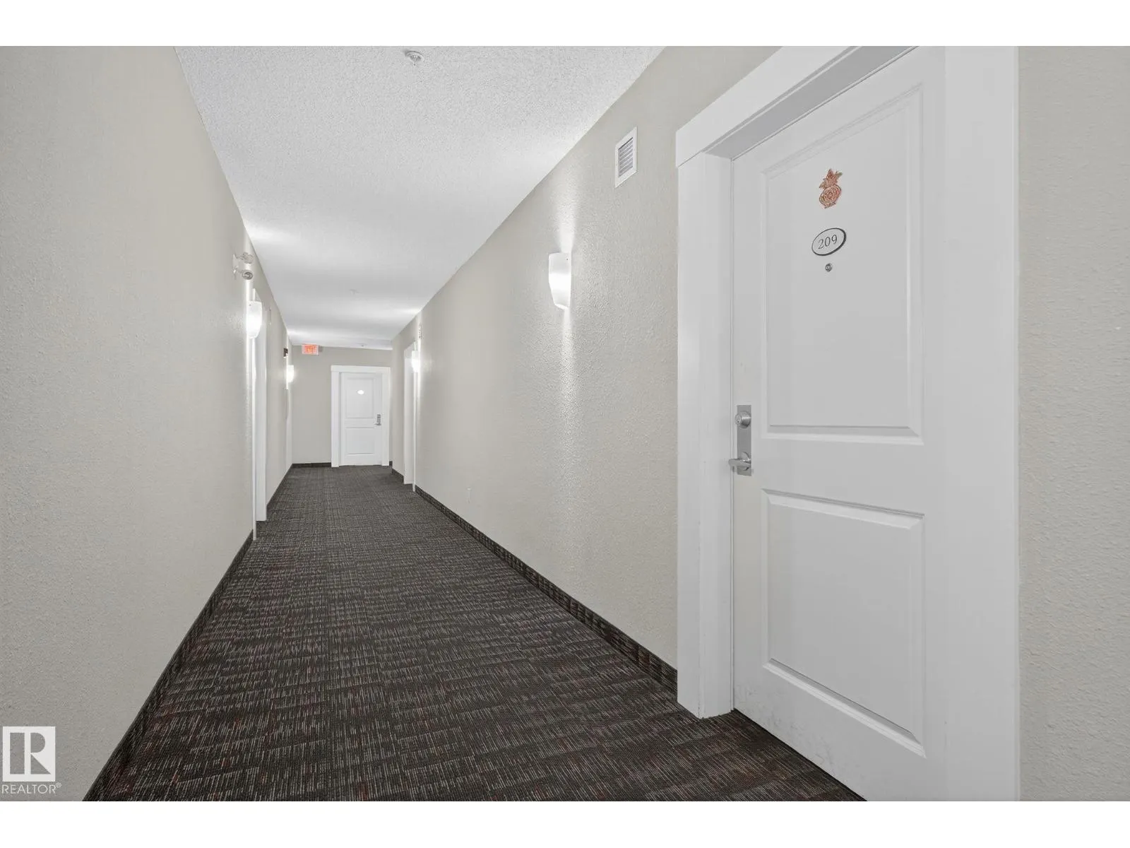 #209 3353 16A NW