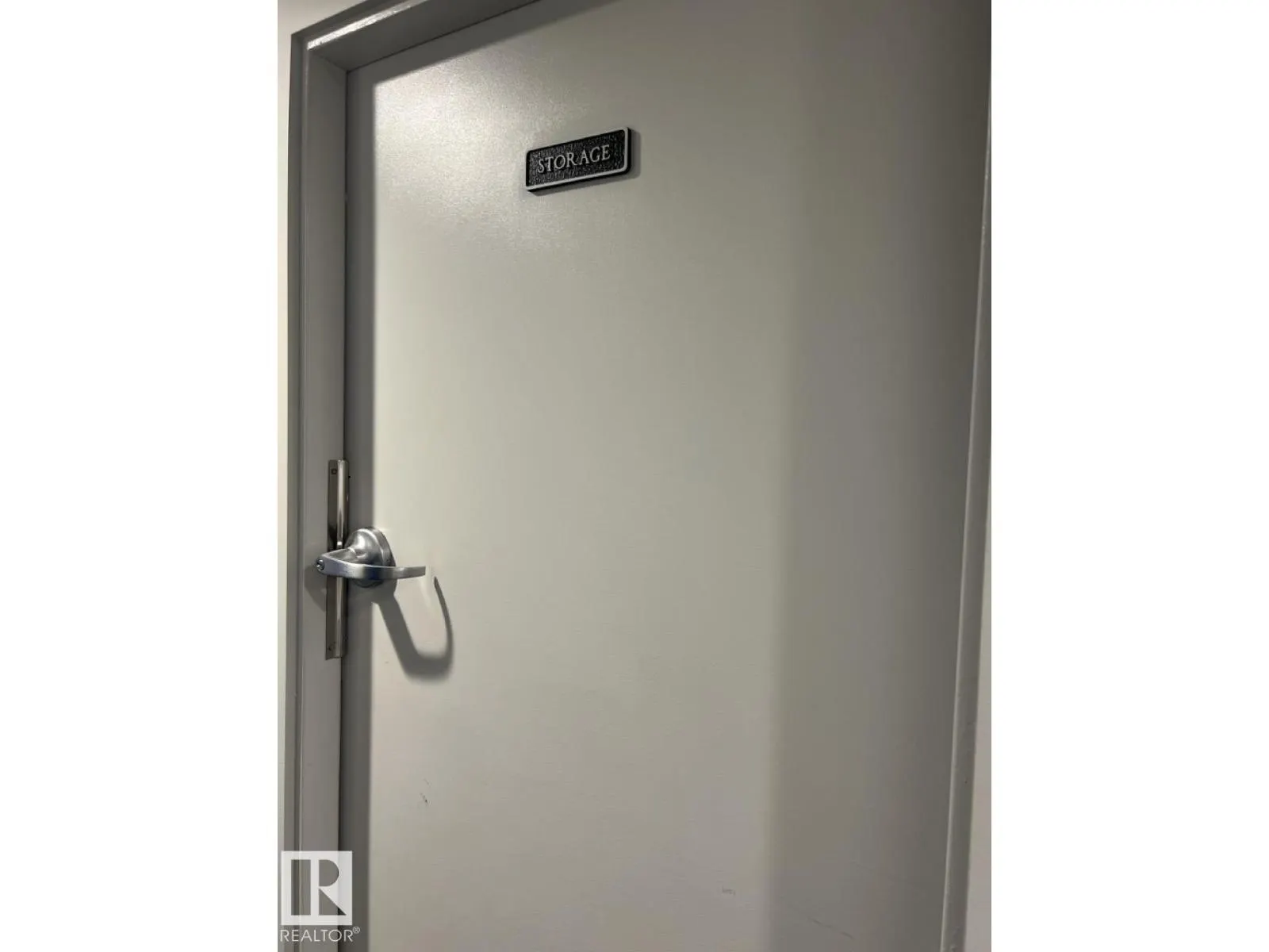 #1704 10024 Jasper AV NW