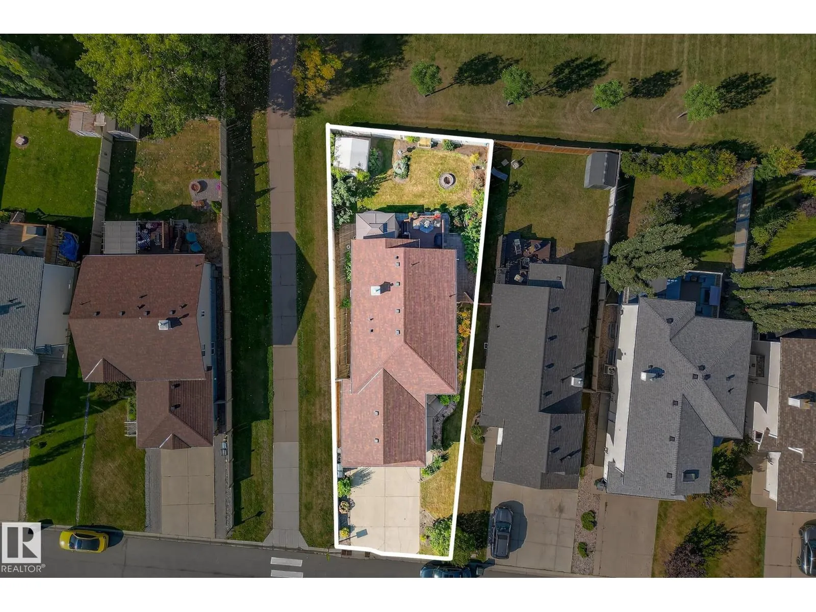 193 LAKEWOOD DR