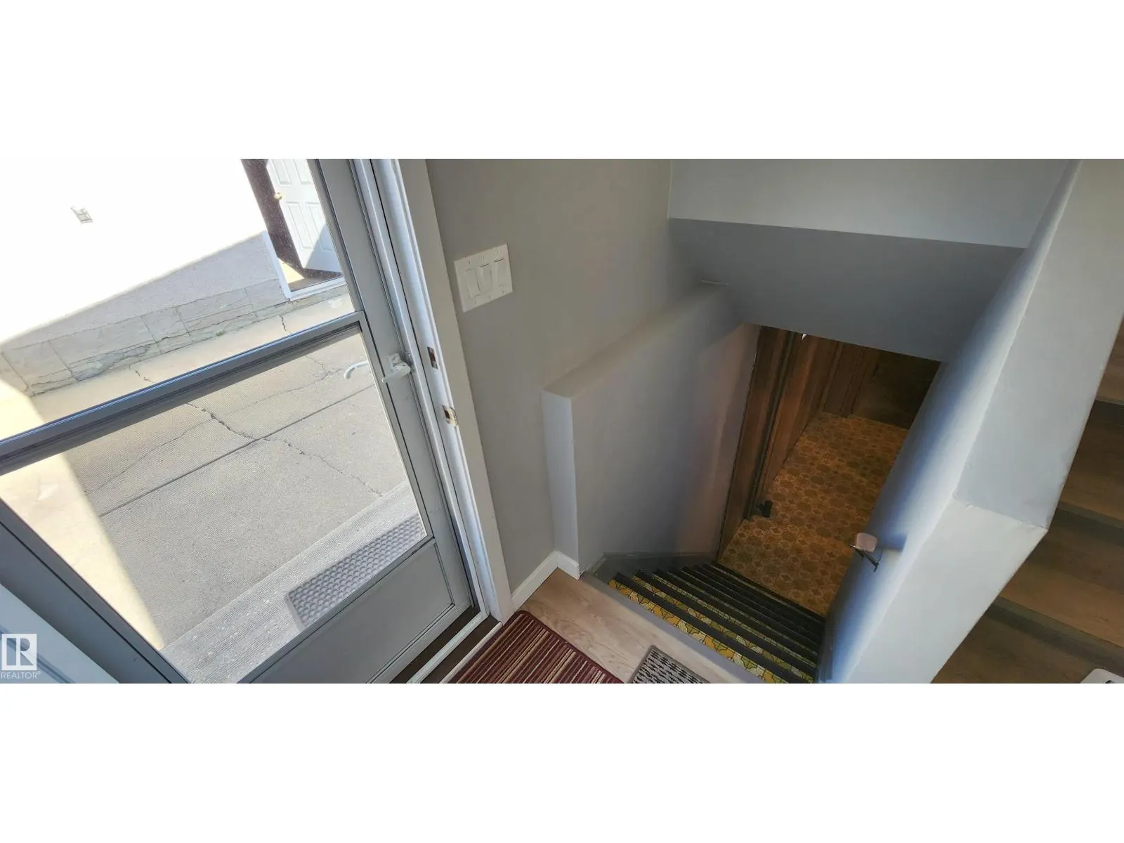 11436 143 AV NW