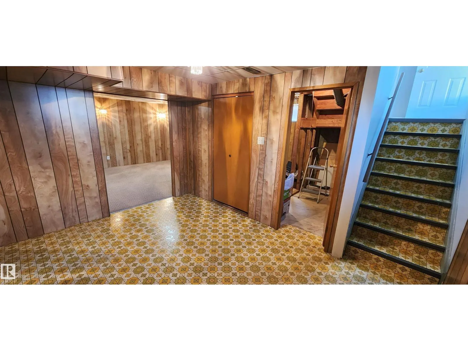 11436 143 AV NW