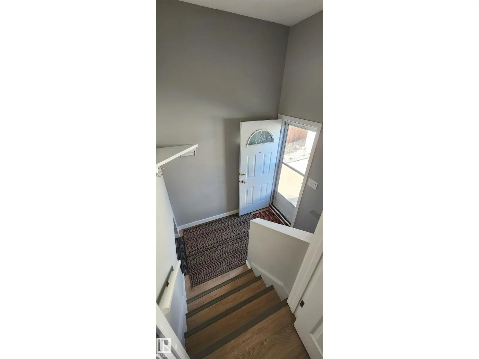 11436 143 AV NW