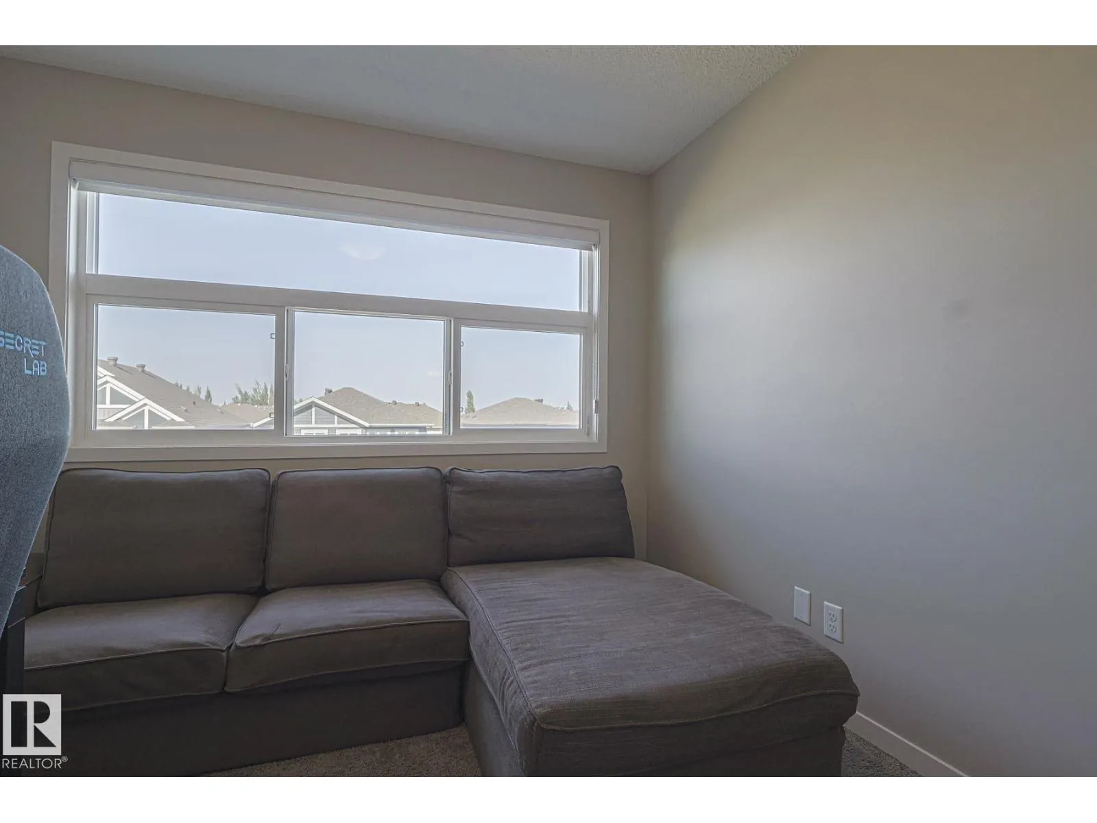 17251 9 AV SW
