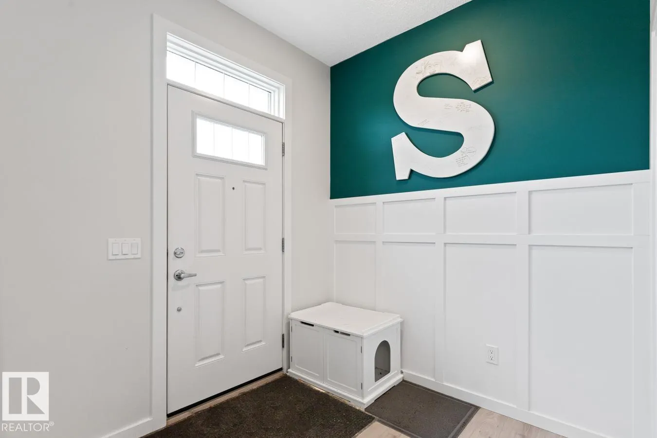 2147 MAPLE RD NW