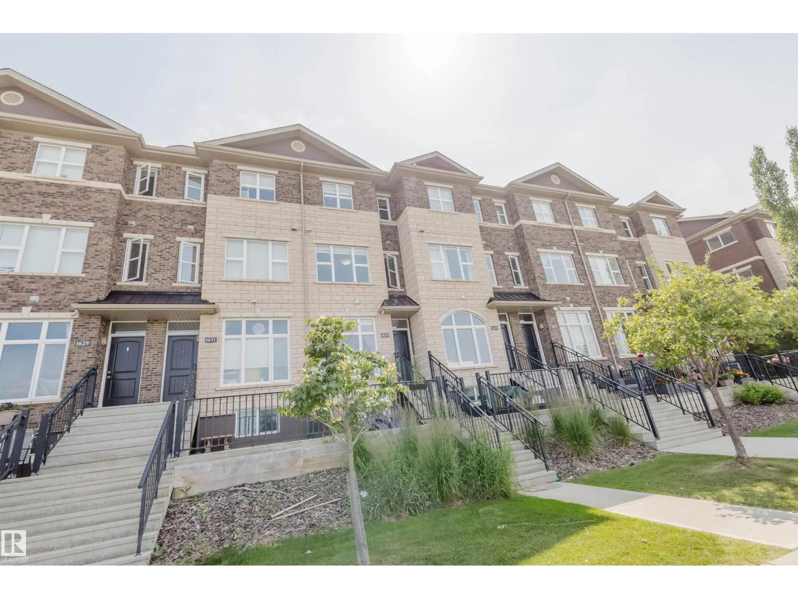 1633 CUNNINGHAM WY SW