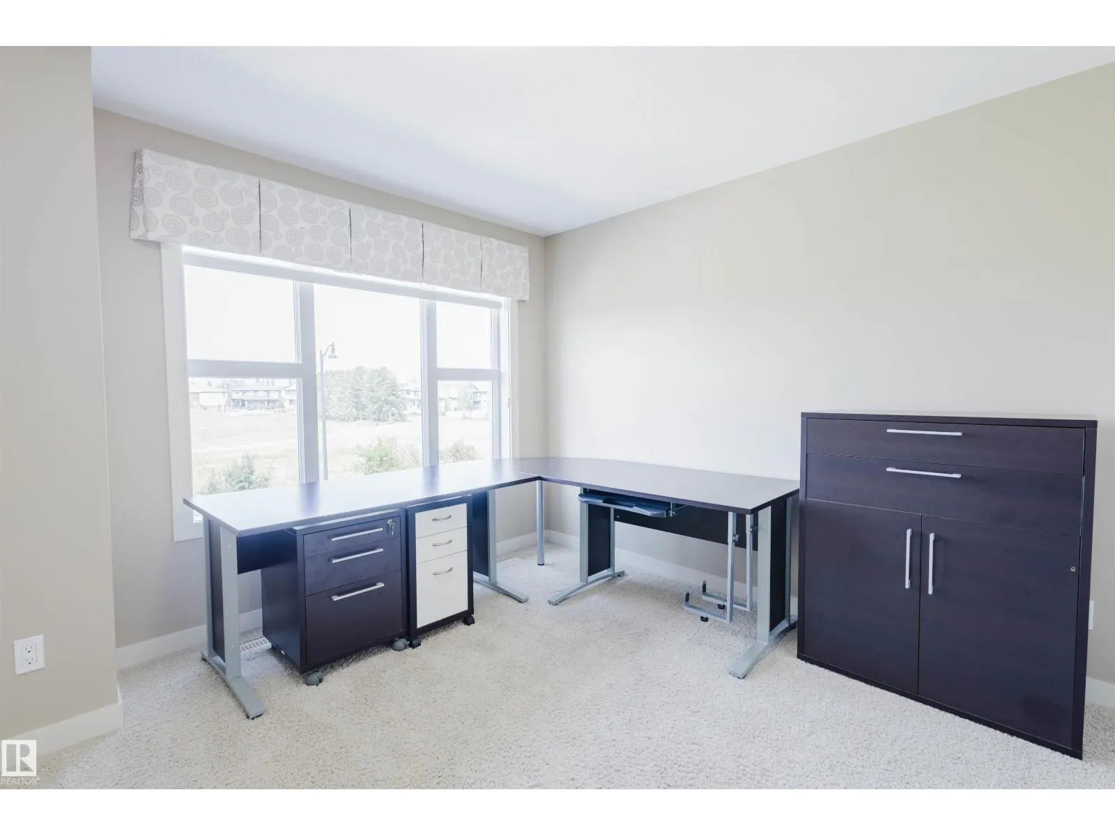 1633 CUNNINGHAM WY SW