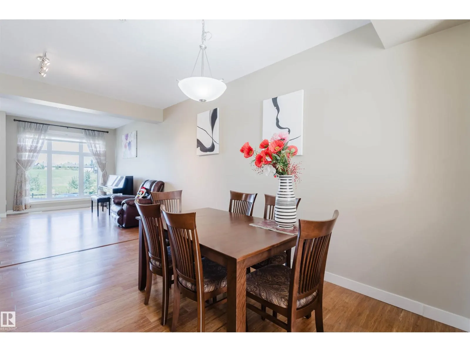 1633 CUNNINGHAM WY SW