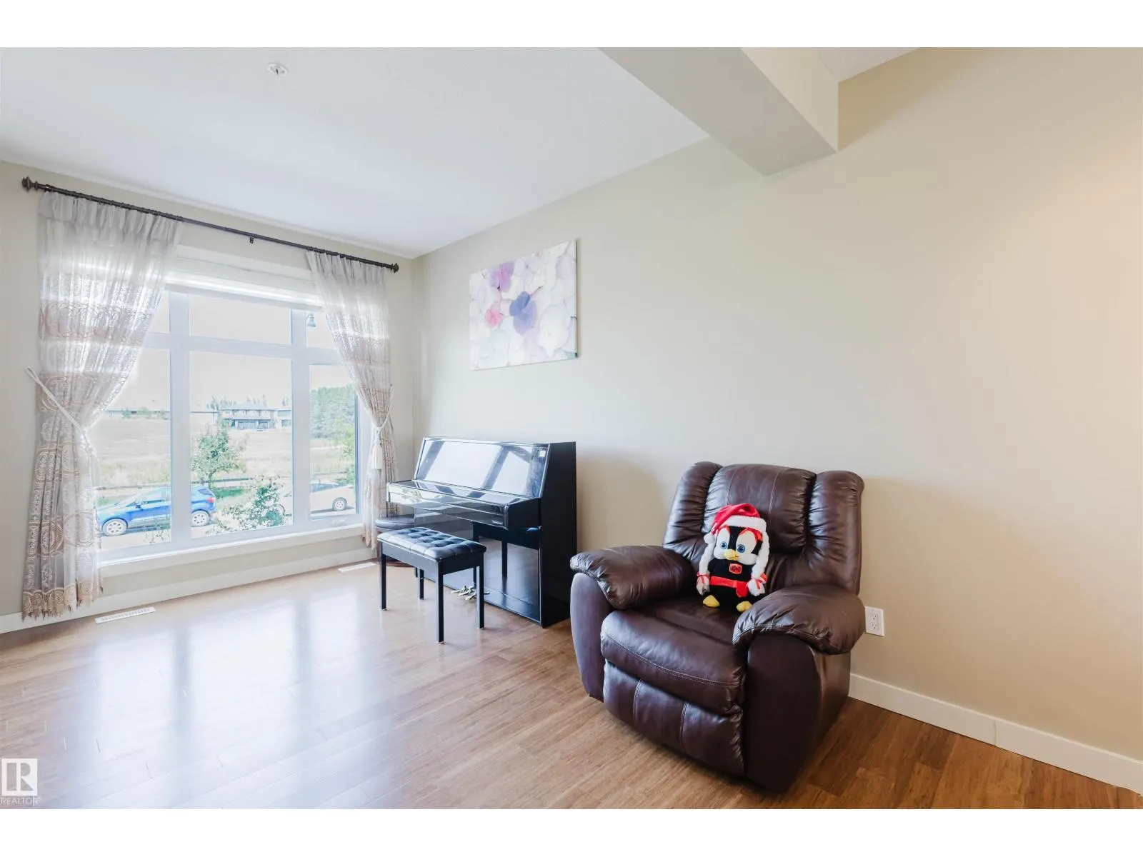 1633 CUNNINGHAM WY SW