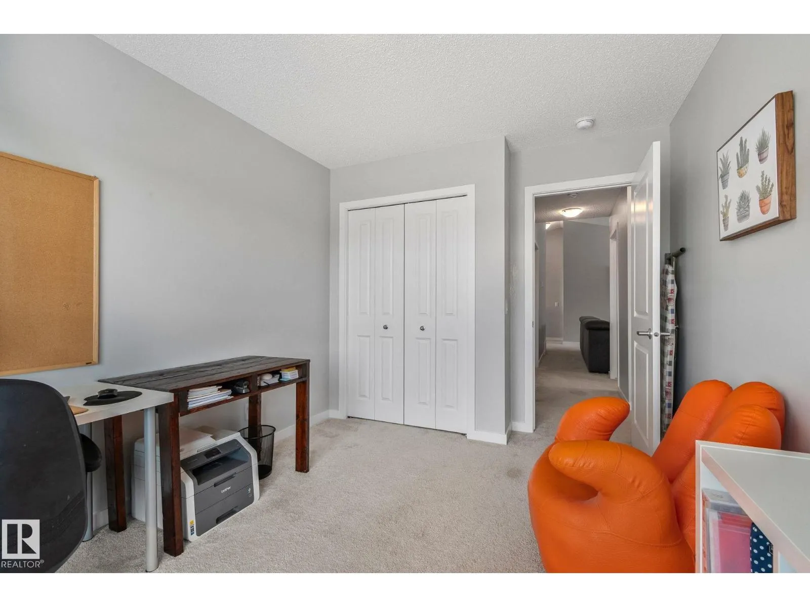 17611 76 ST NW