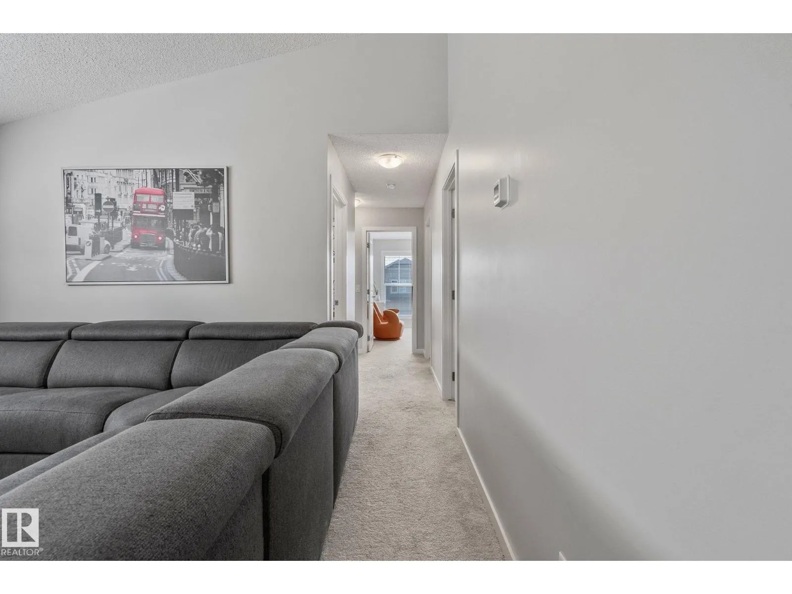 17611 76 ST NW