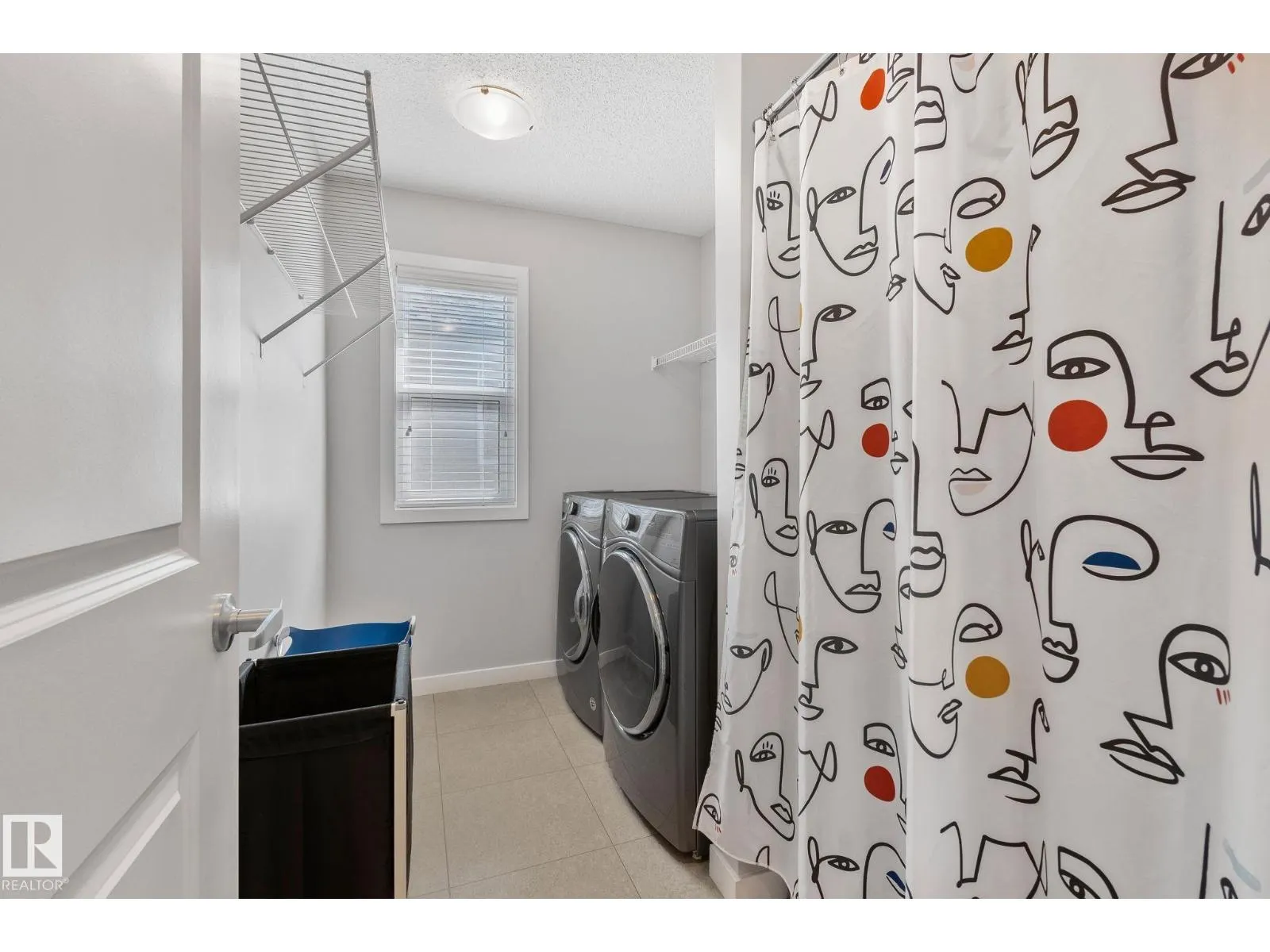 17611 76 ST NW