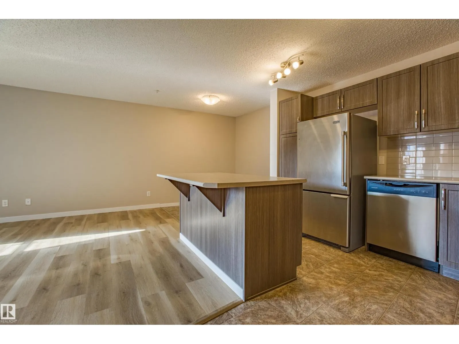 #211 1820 RUTHERFORD RD SW SW