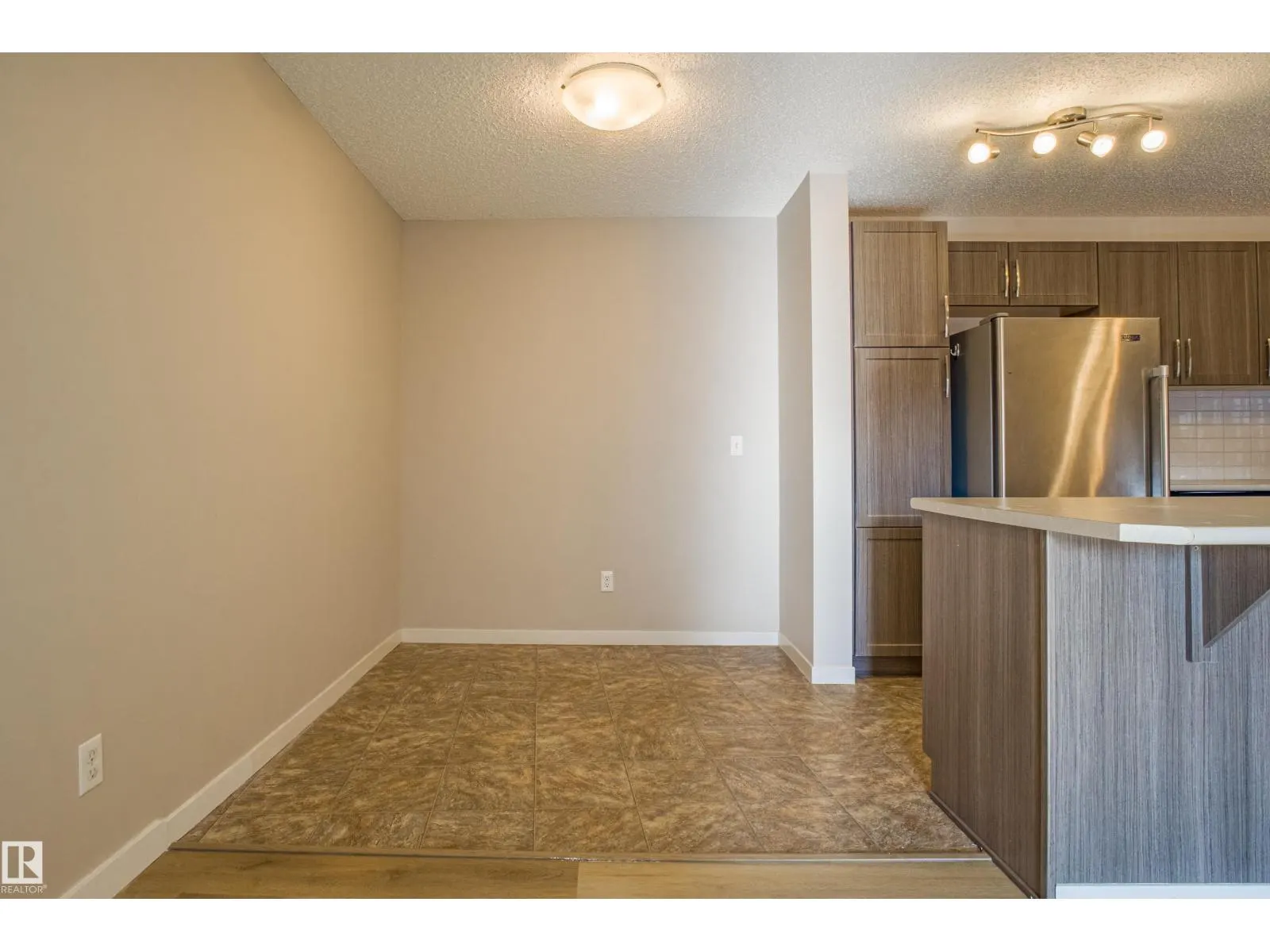 #211 1820 RUTHERFORD RD SW SW