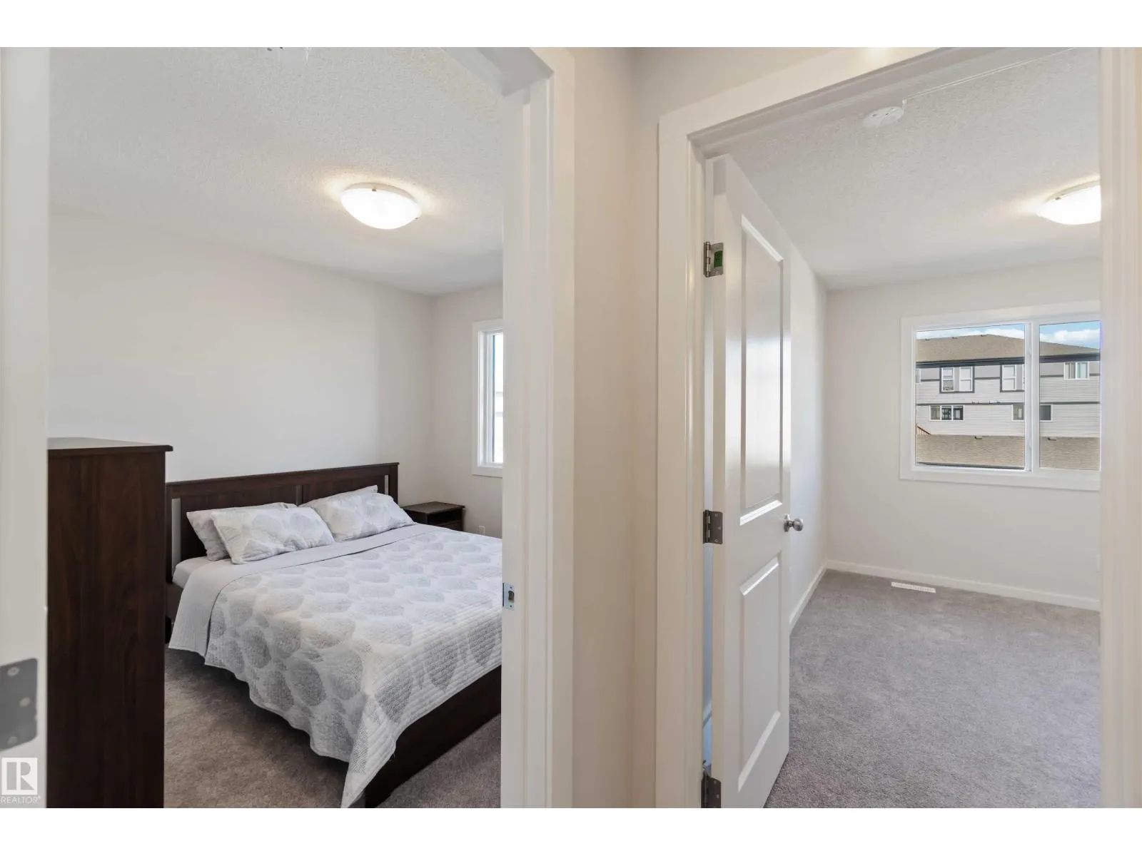 310 BALSAM LI