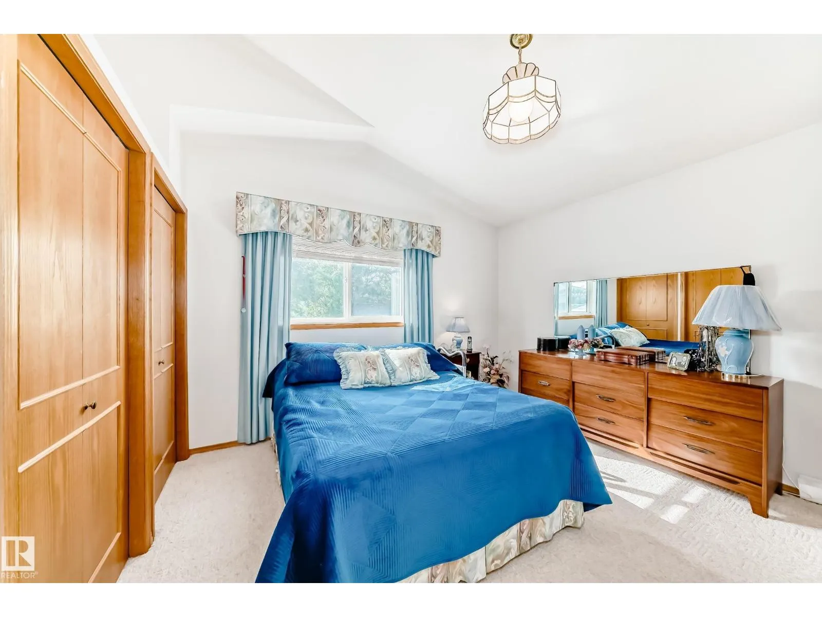 6727 162 AV NW NW