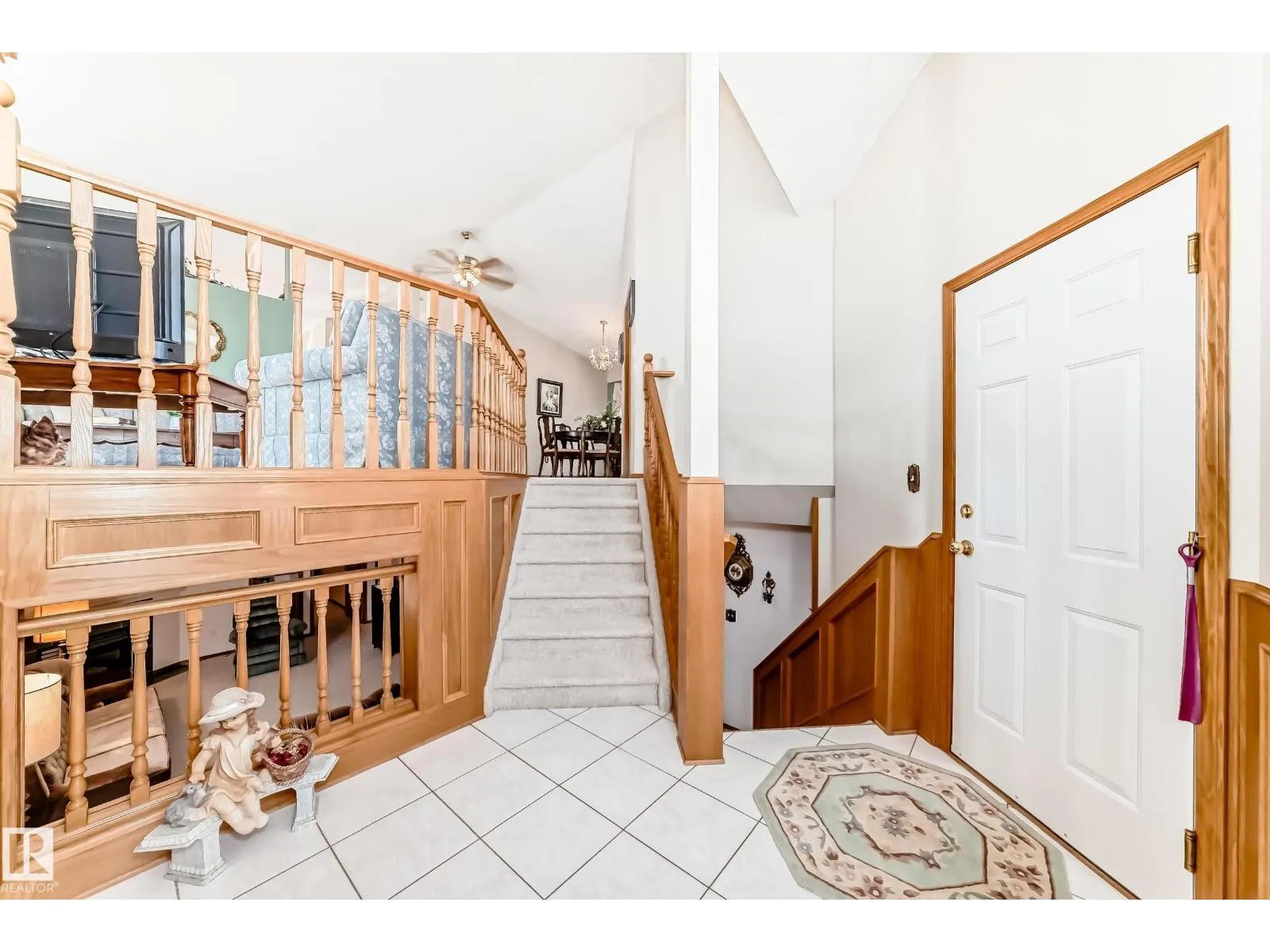 6727 162 AV NW NW