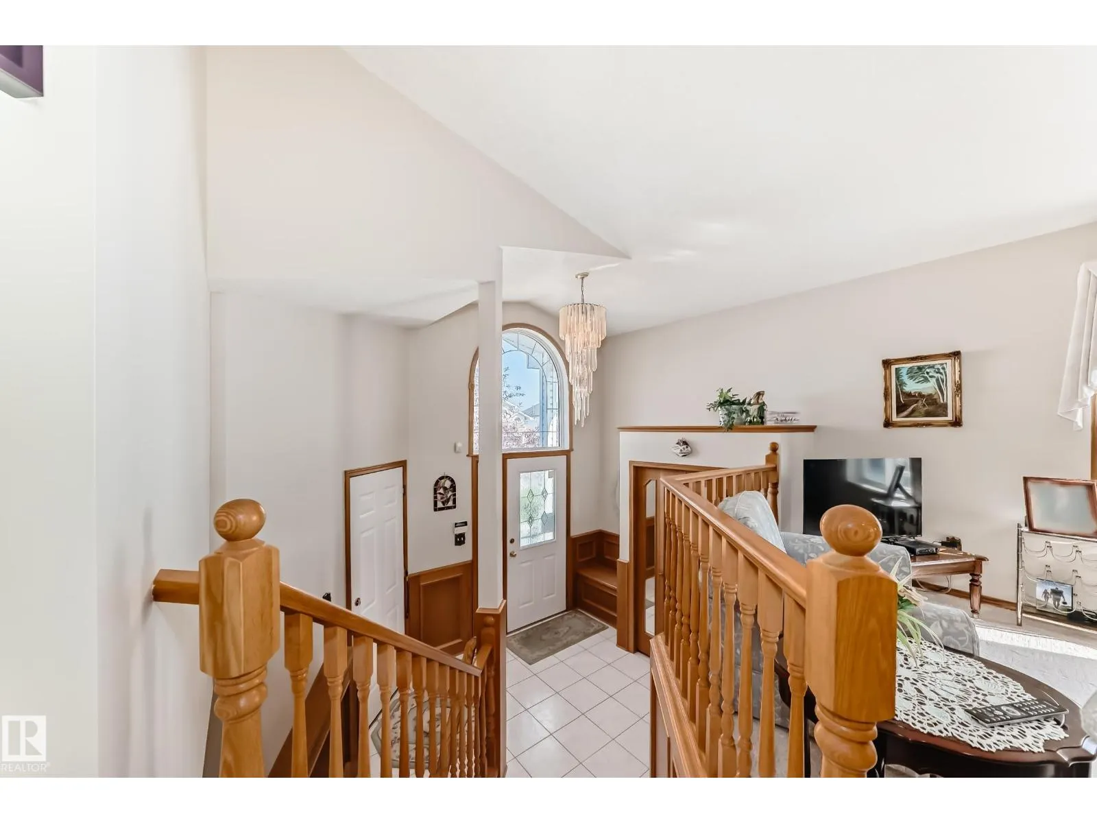 6727 162 AV NW NW