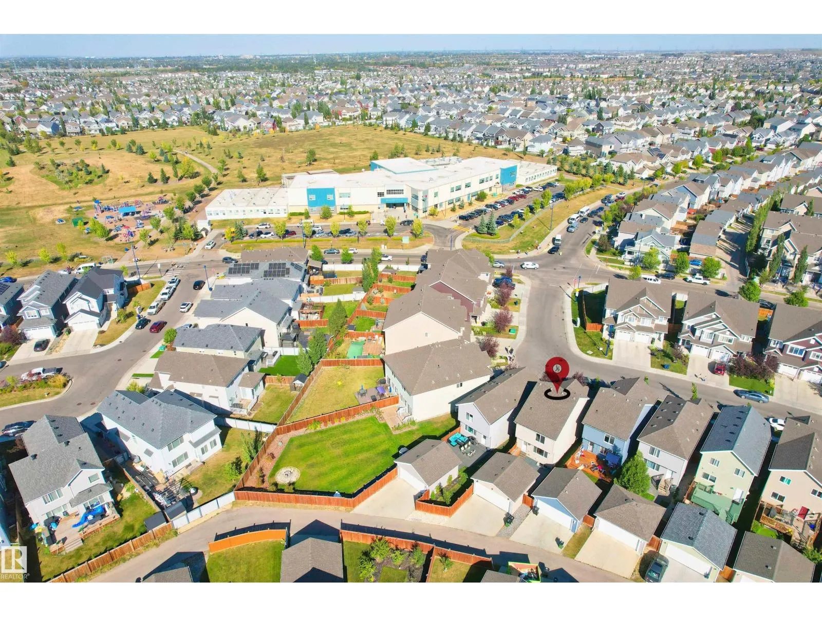 2208 82 ST SW