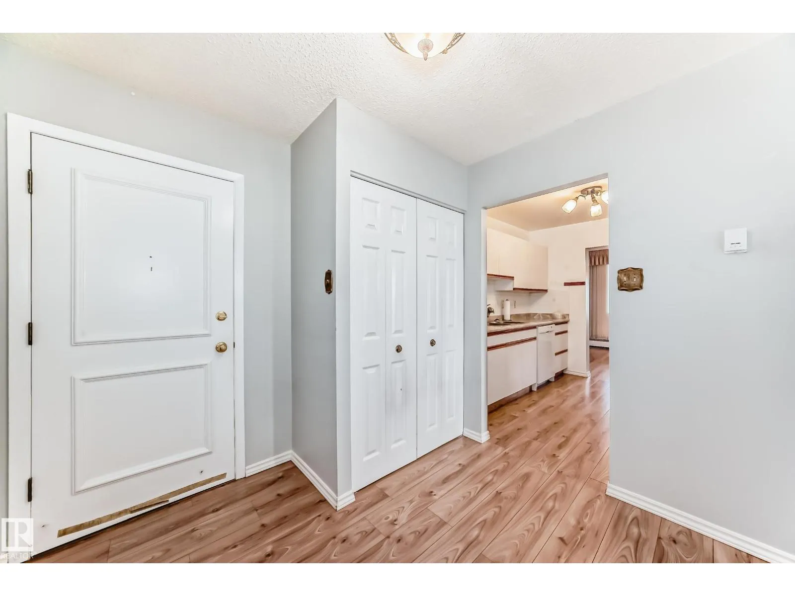 #416 5520 RIVERBEND RD NW
