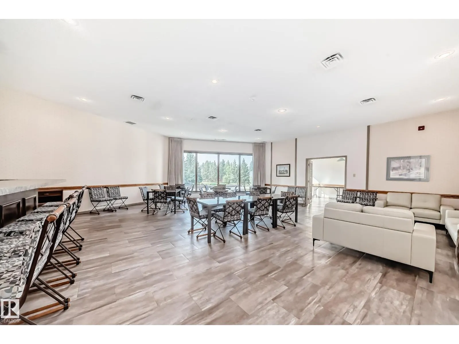 #416 5520 RIVERBEND RD NW