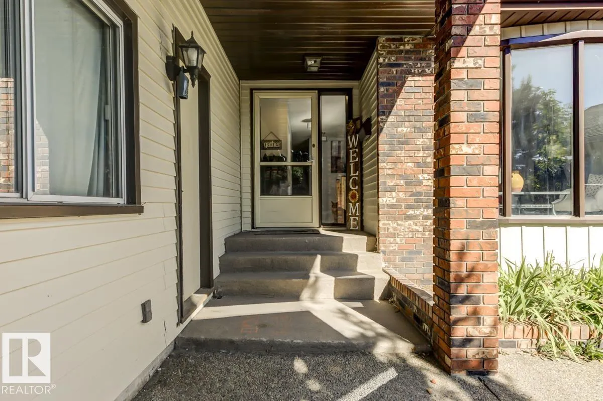 669 VILLAGE DR