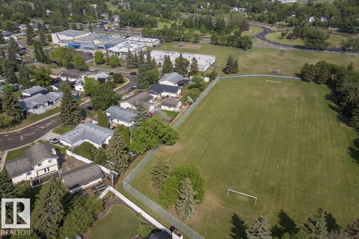 669 VILLAGE DR