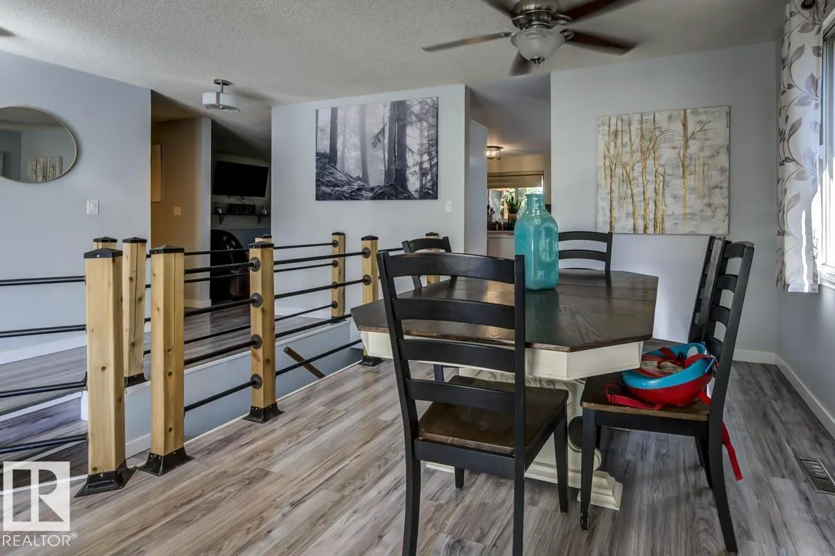669 VILLAGE DR