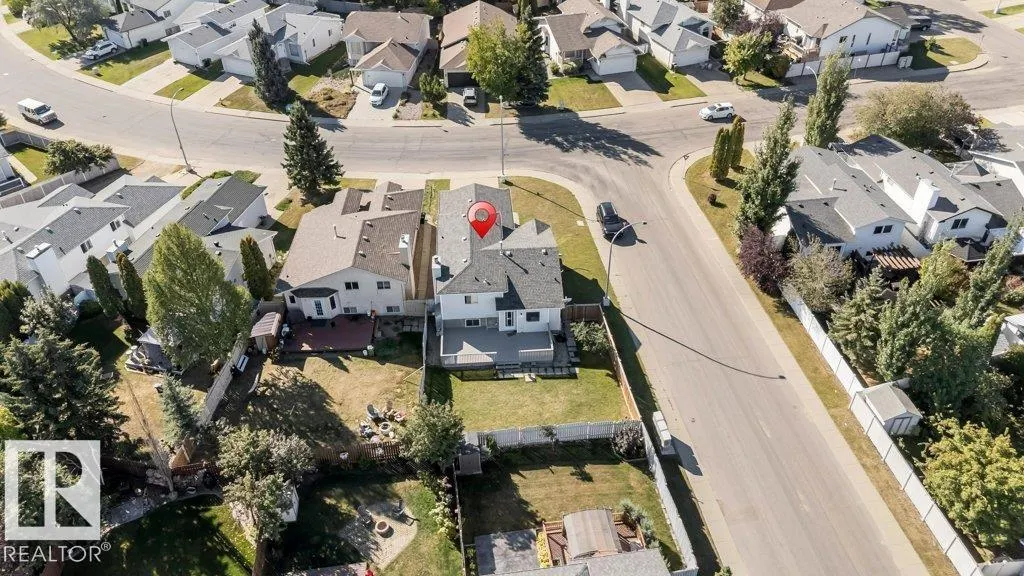 18416 77 AV NW