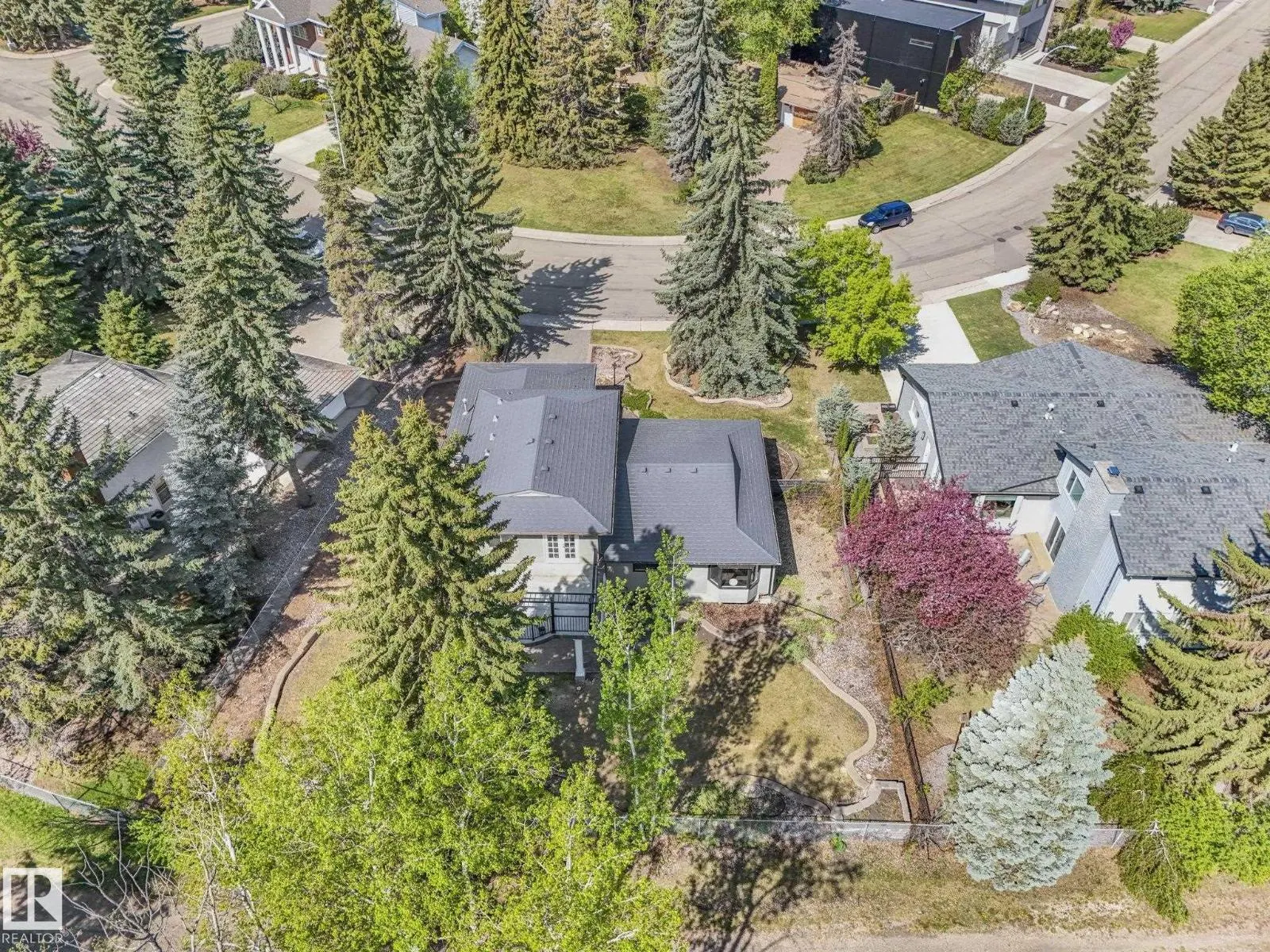 123 FAIRWAY DR NW