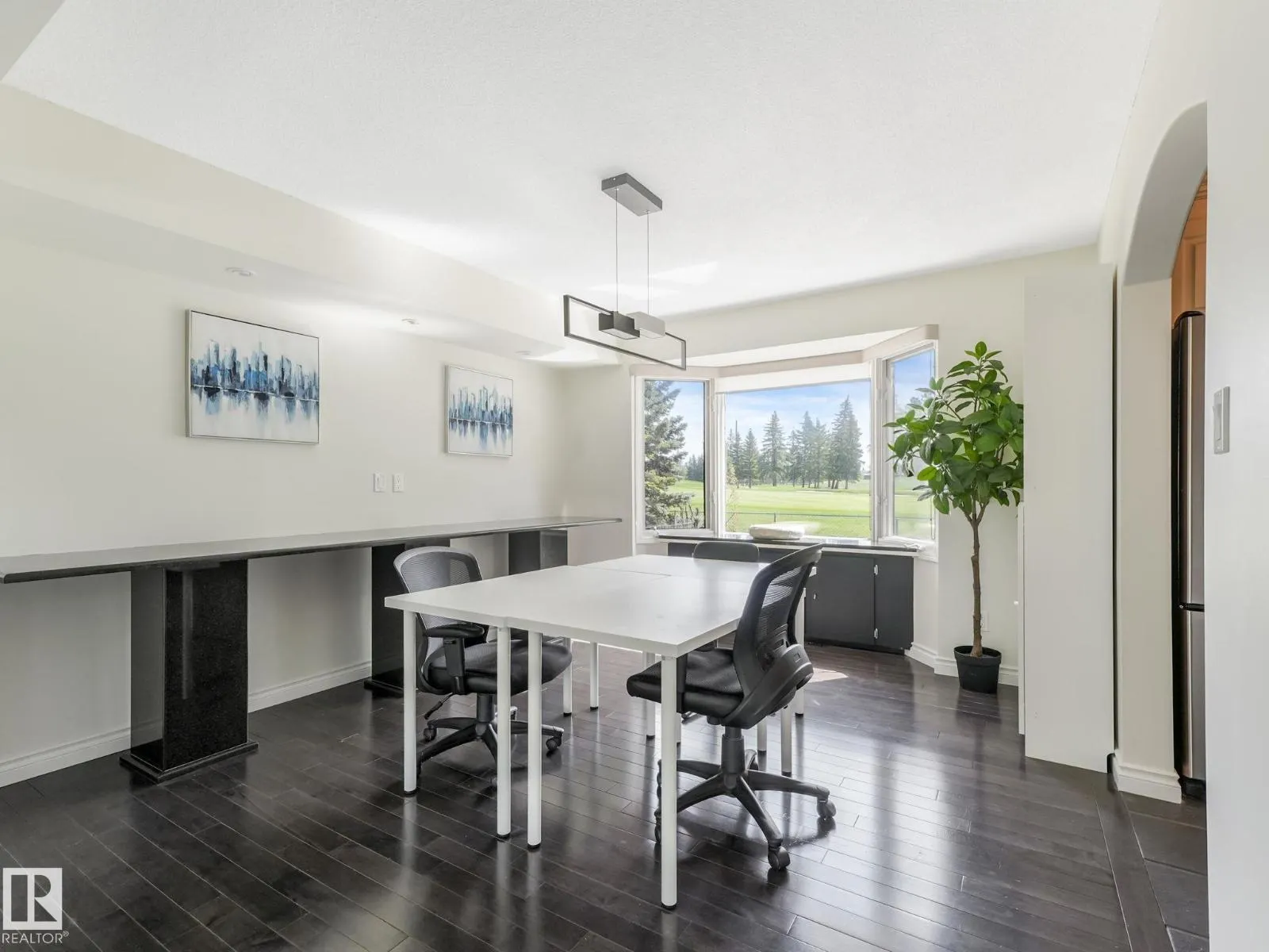 123 FAIRWAY DR NW