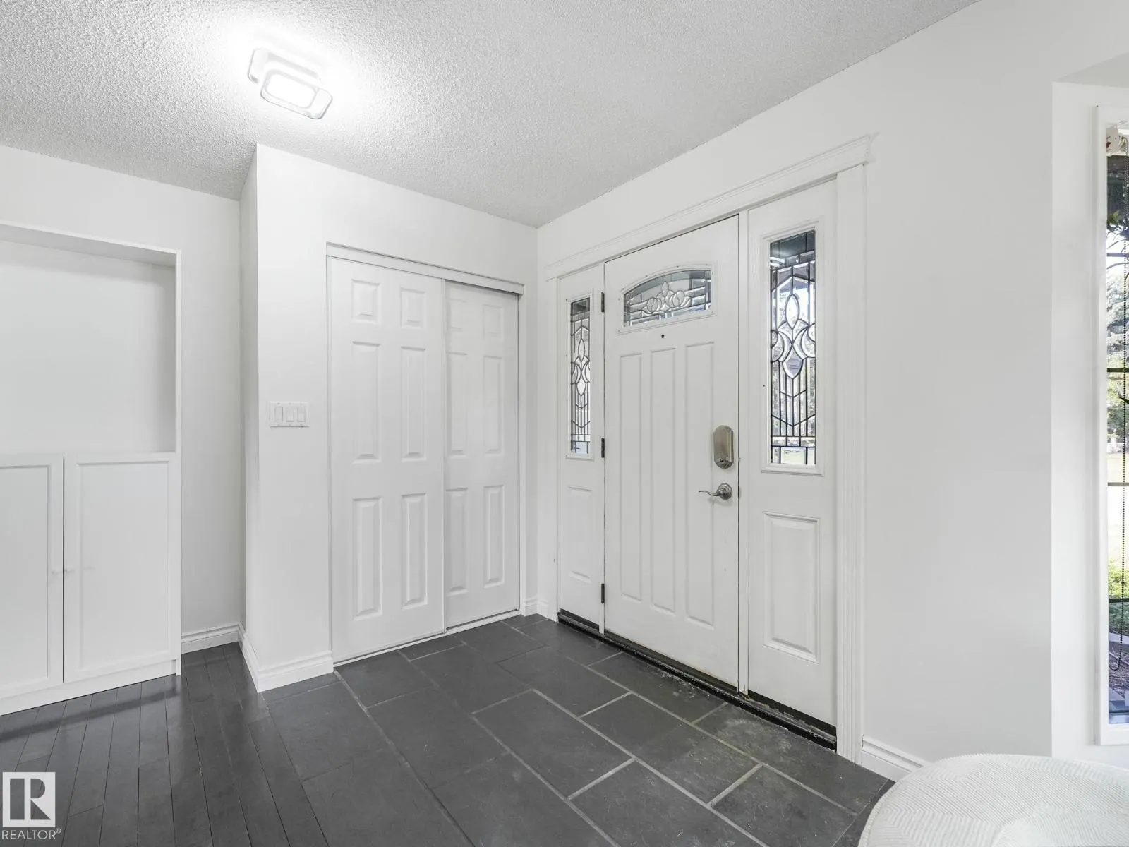 123 FAIRWAY DR NW