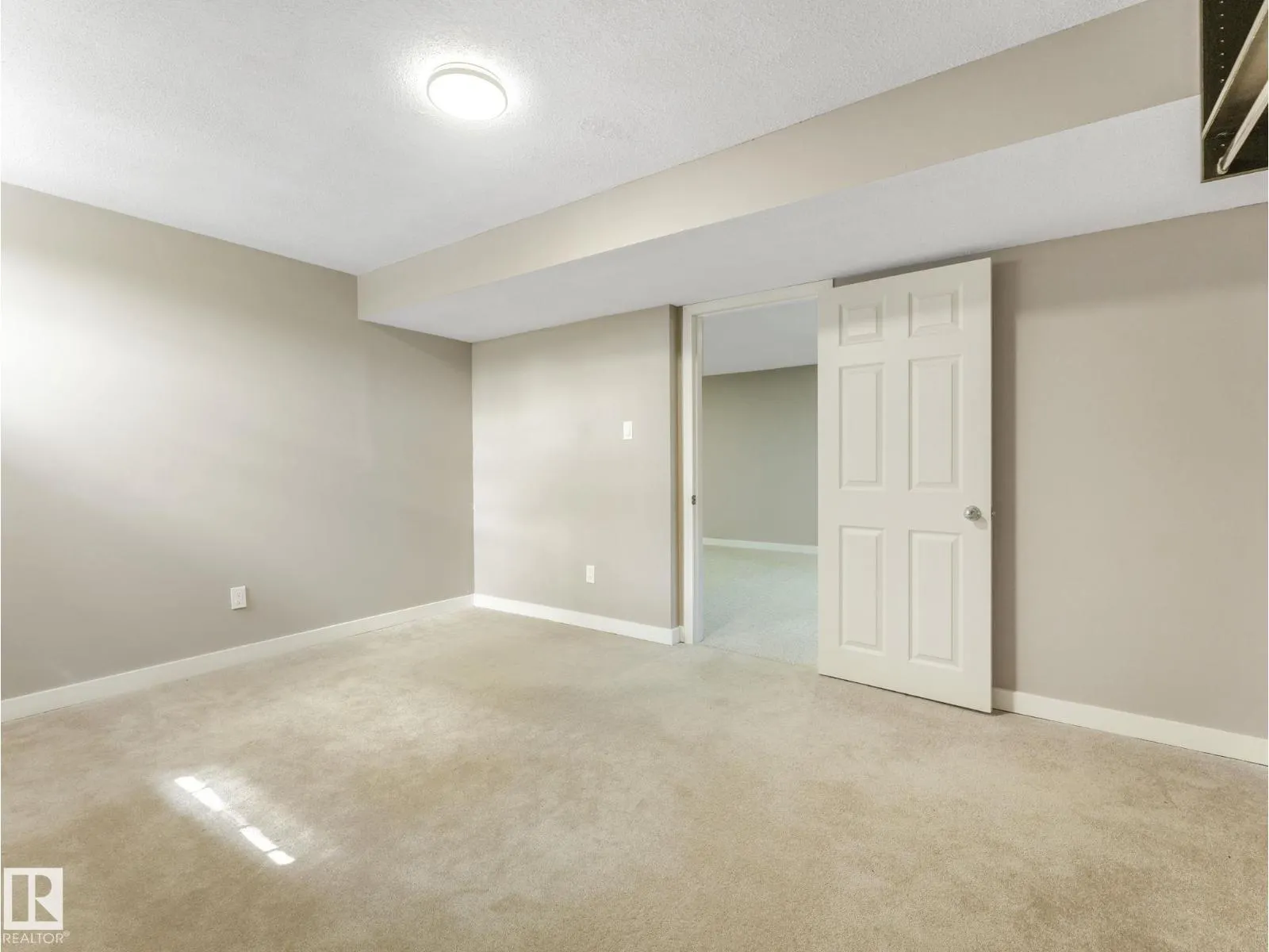 123 FAIRWAY DR NW