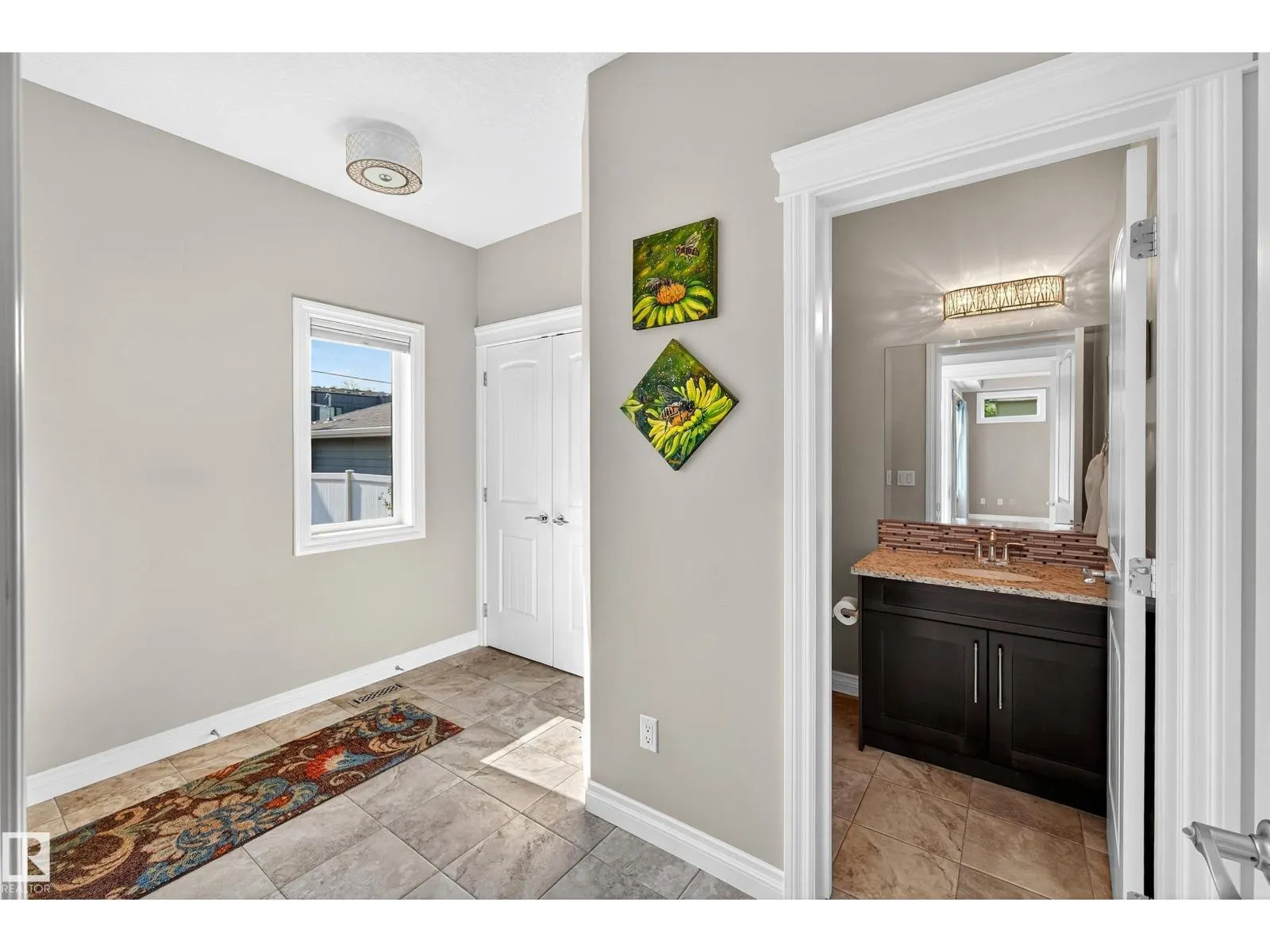 8511 80 AV NW