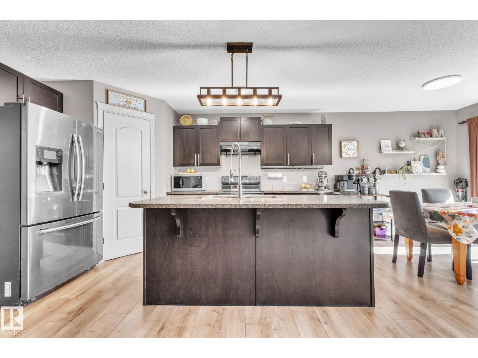 13 SPRINGWOOD WY