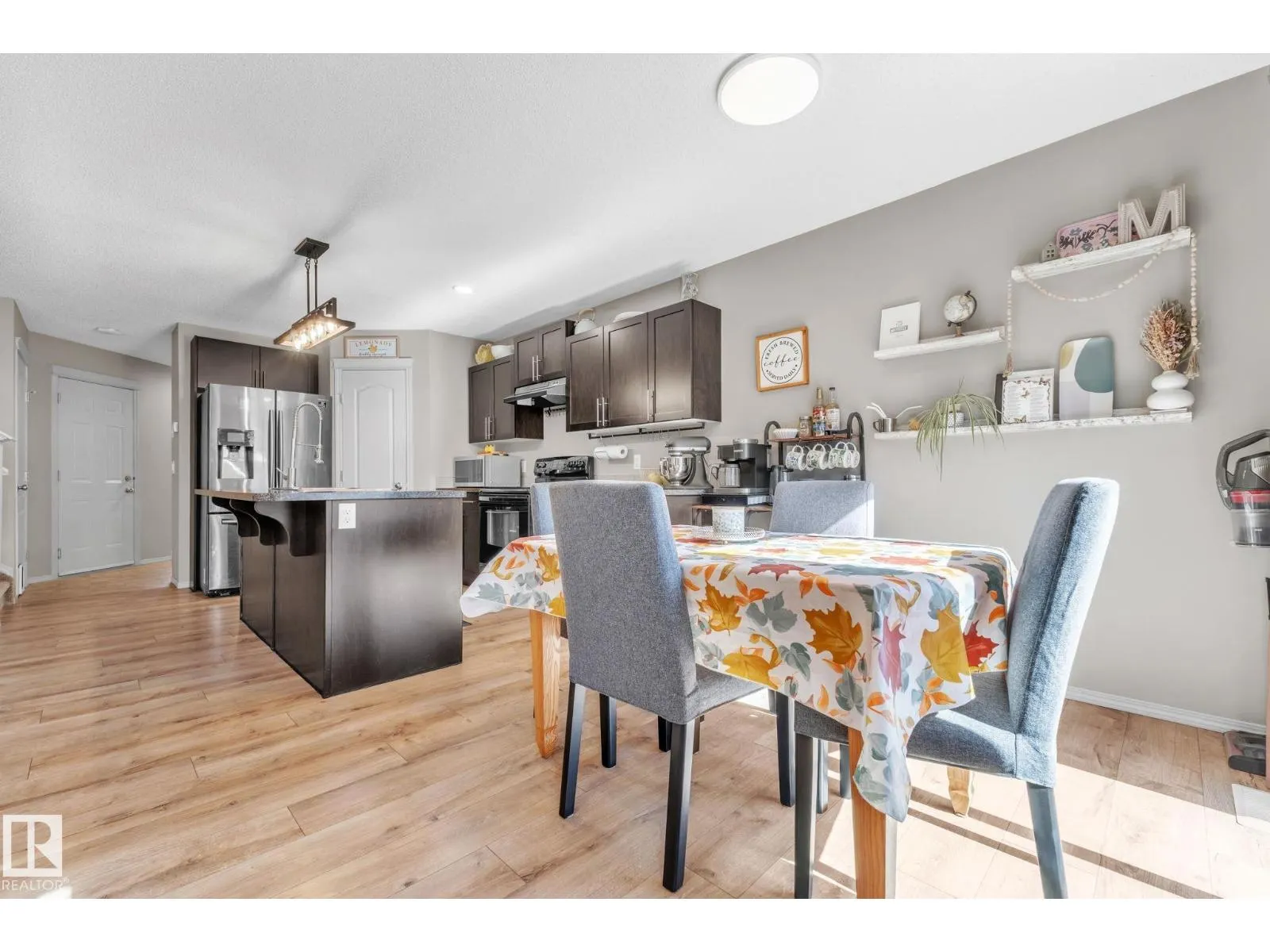 13 SPRINGWOOD WY