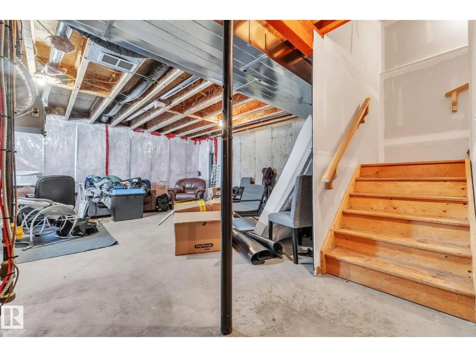 13 SPRINGWOOD WY