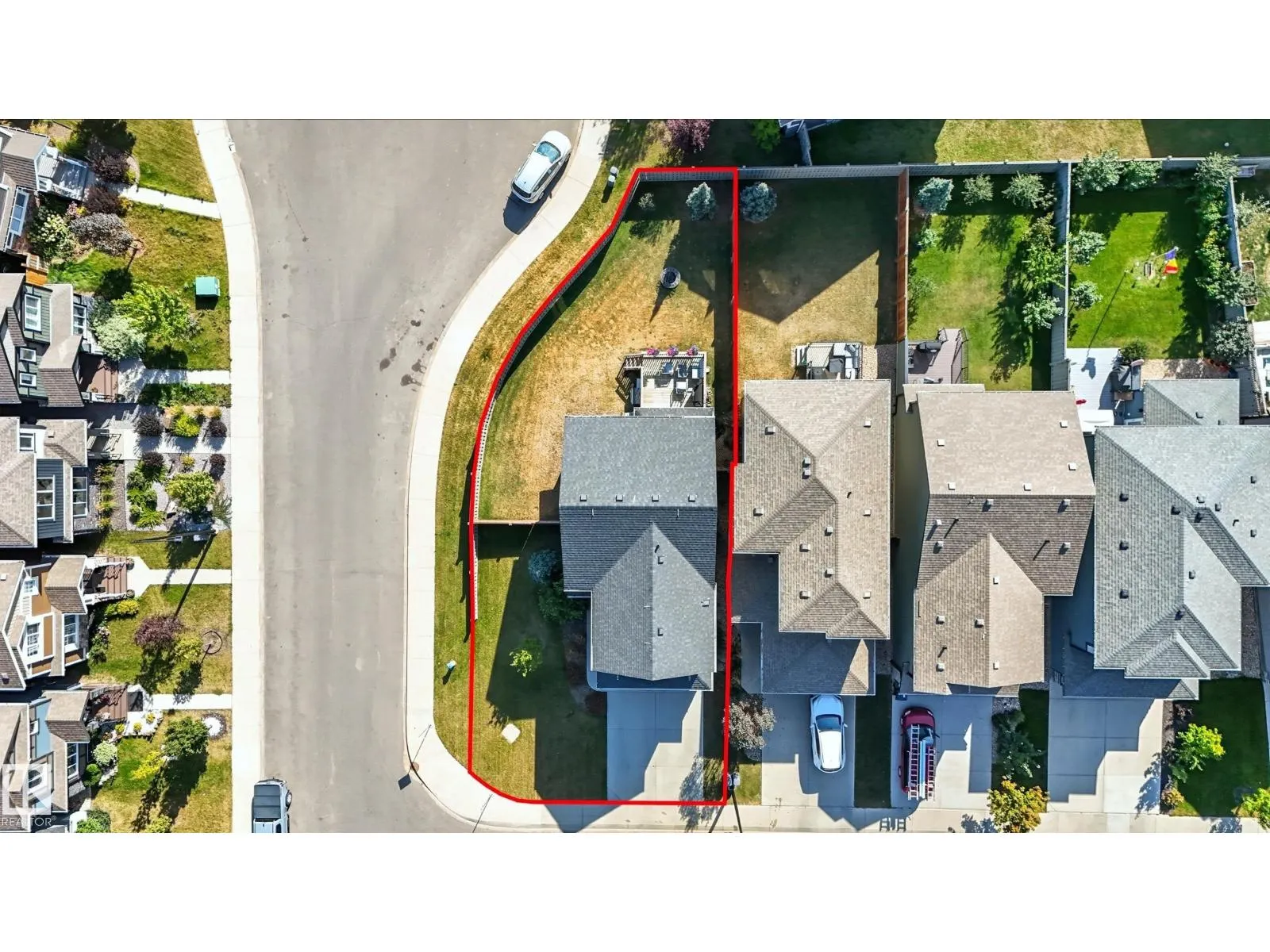 22103 87 AV NW
