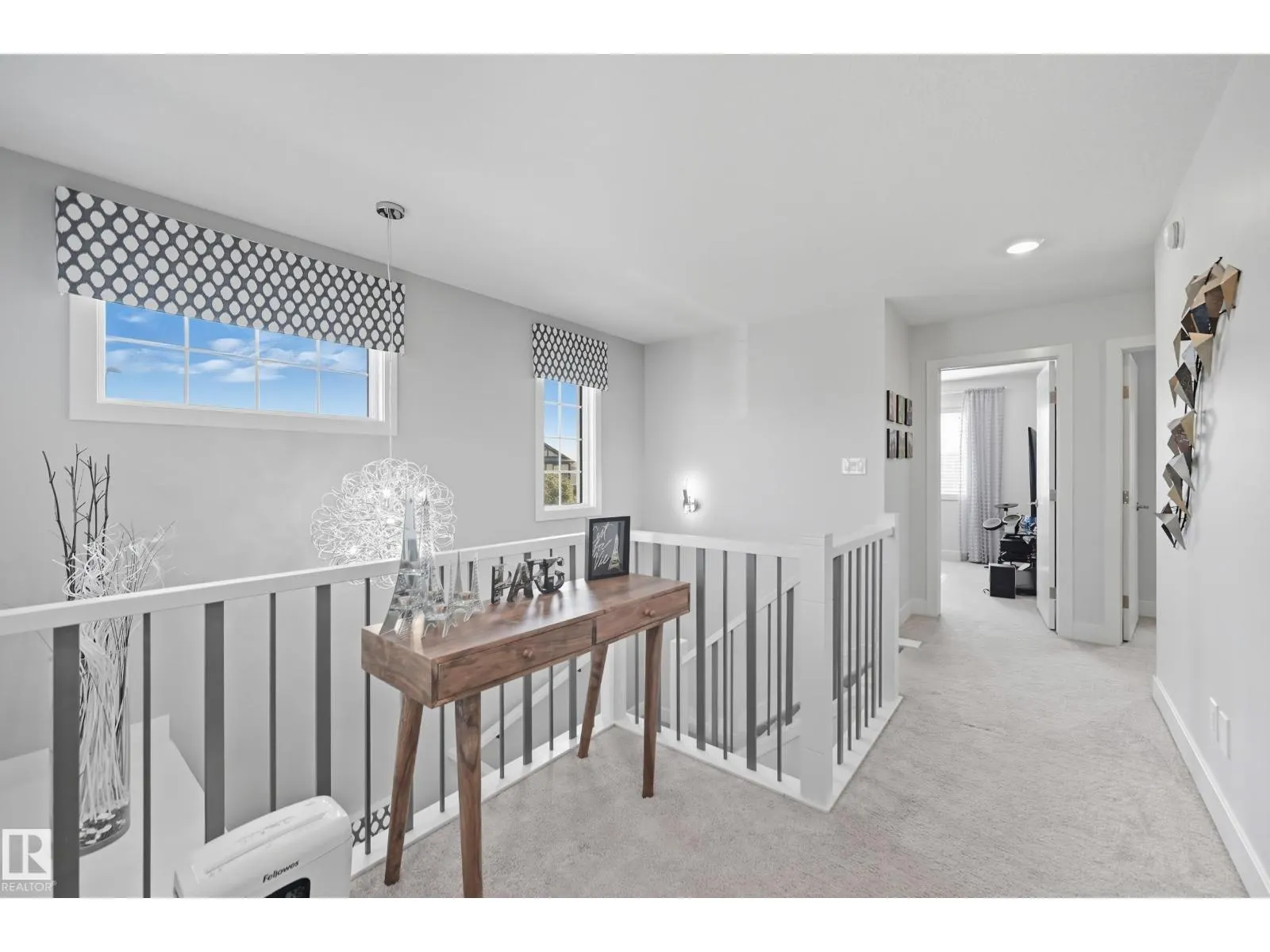 22103 87 AV NW