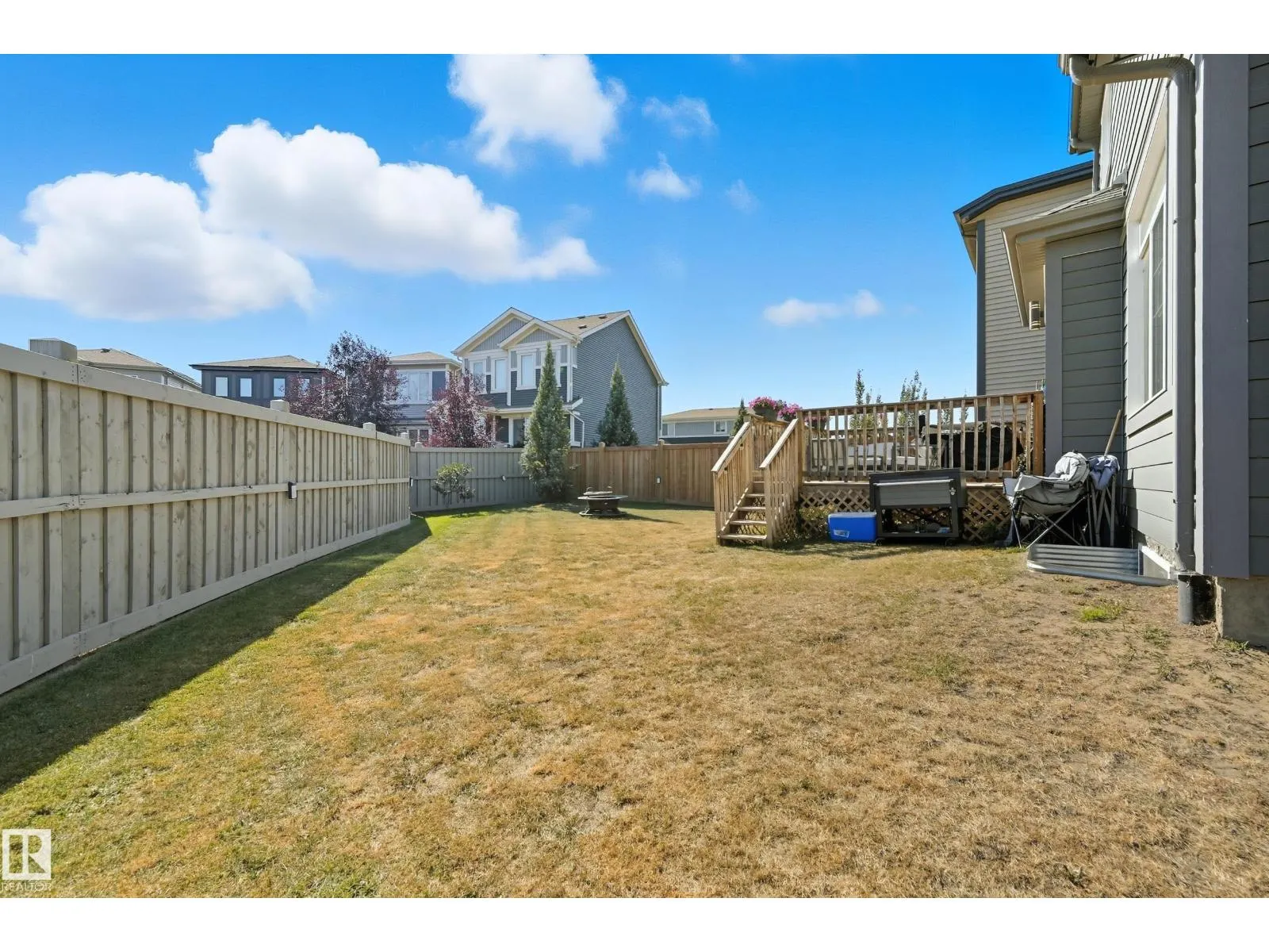 22103 87 AV NW