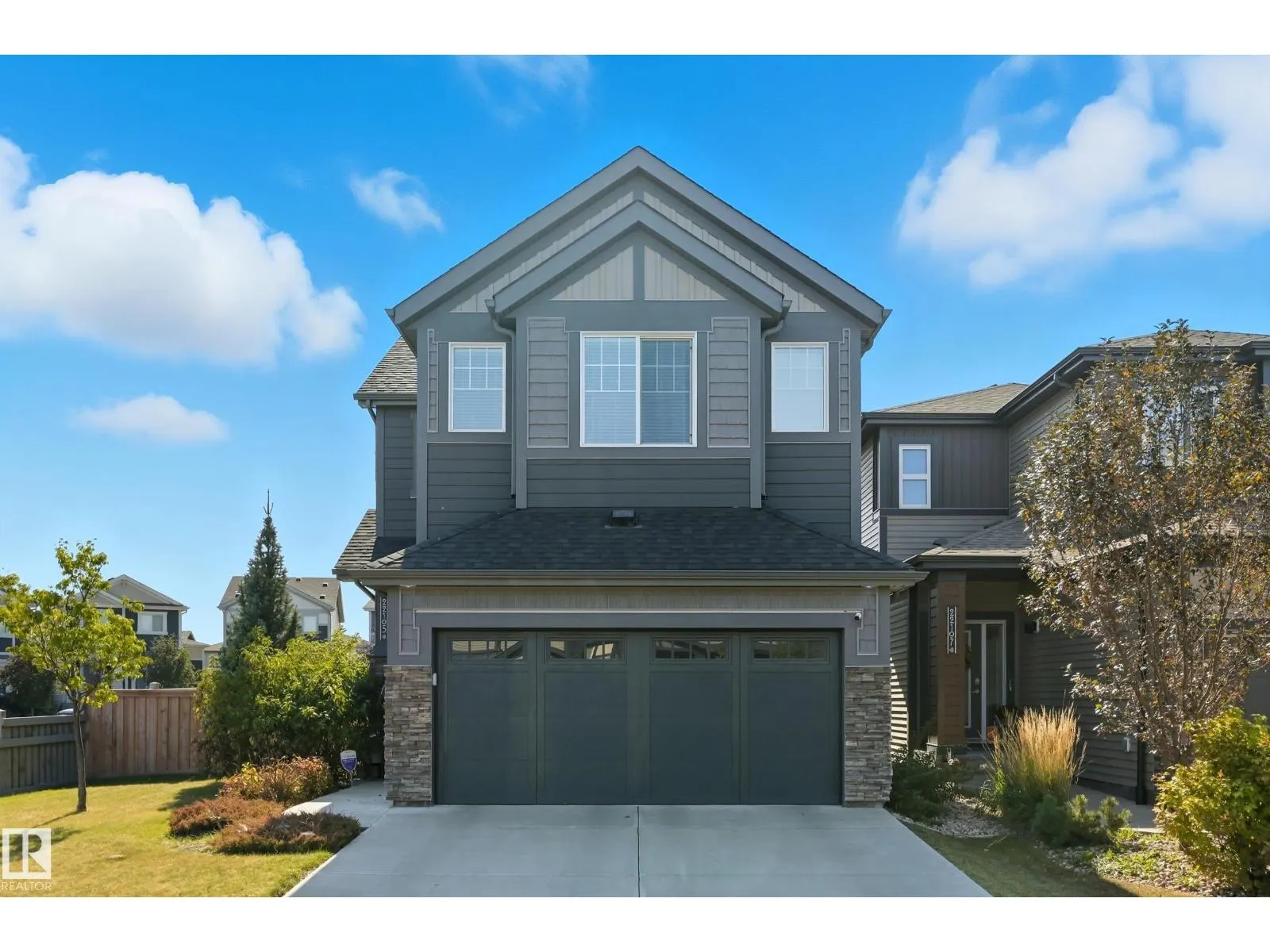 22103 87 AV NW