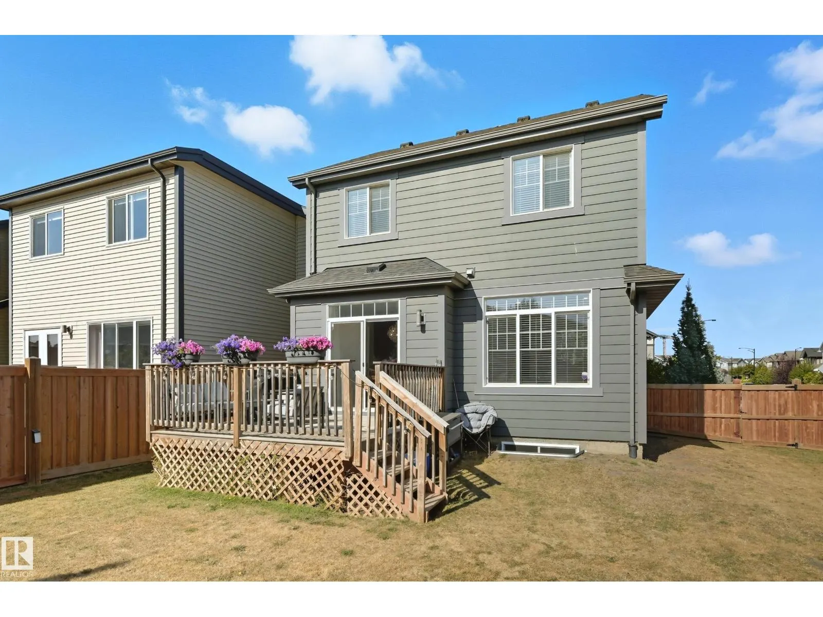 22103 87 AV NW